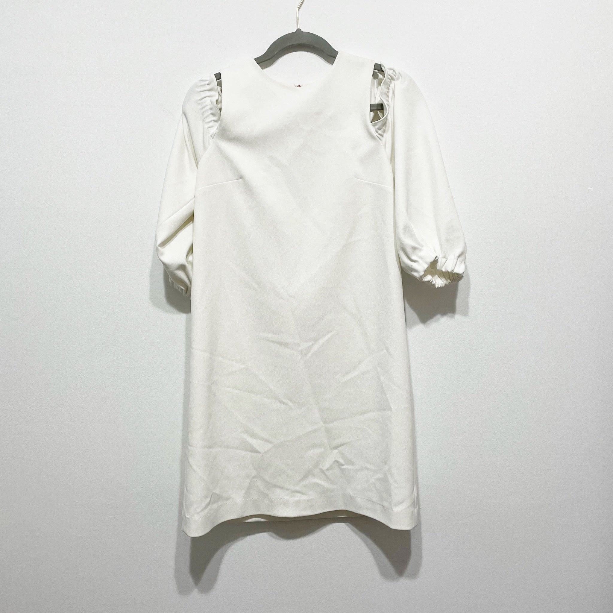 Tibi Cut Out Cold Shoulder Smocked Edge Scoop Neck Mini Sheath Dress White 10