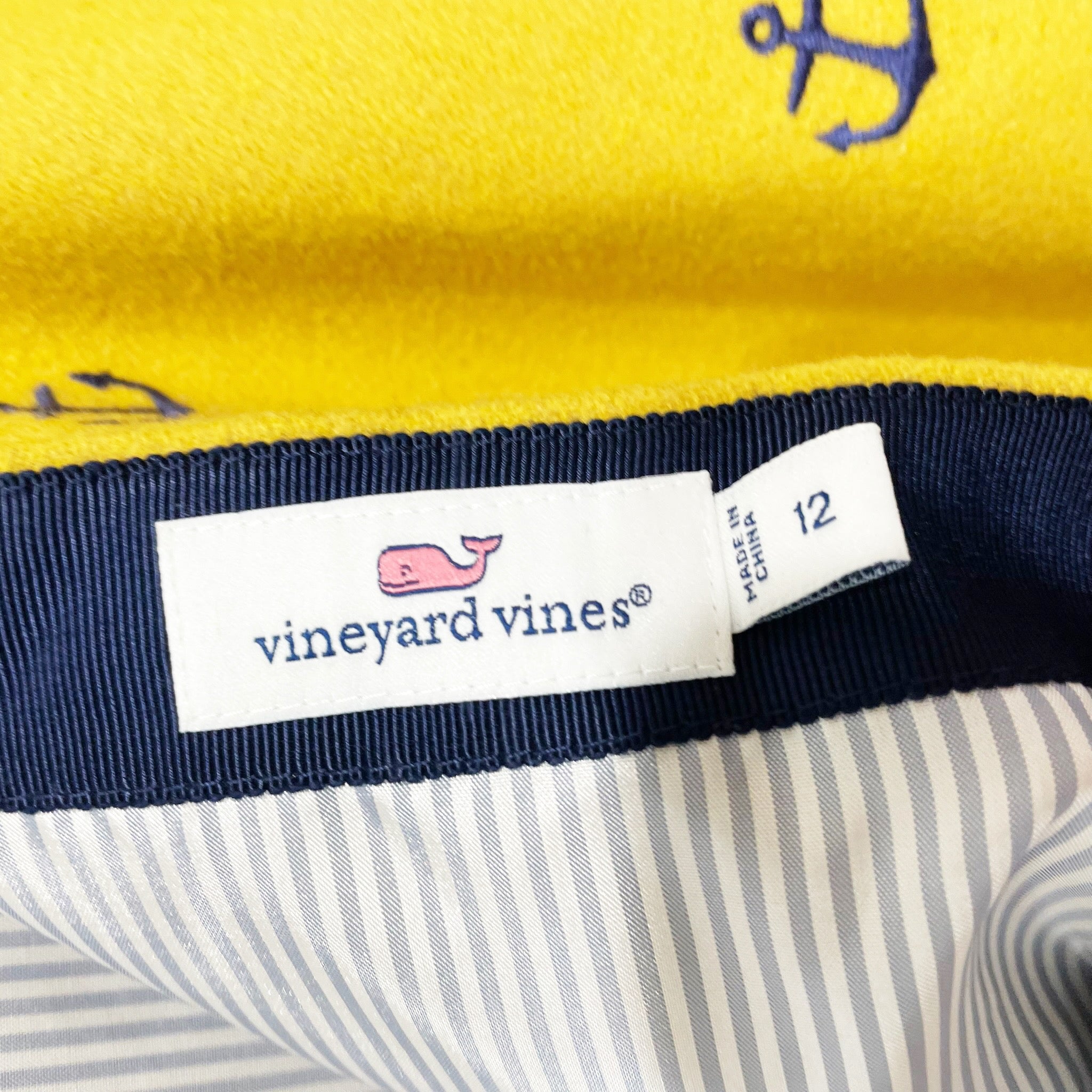 Vineyard Vines Anchor Nautical Embroidered Wool Felt Sun Shower Yellow Skirt 12