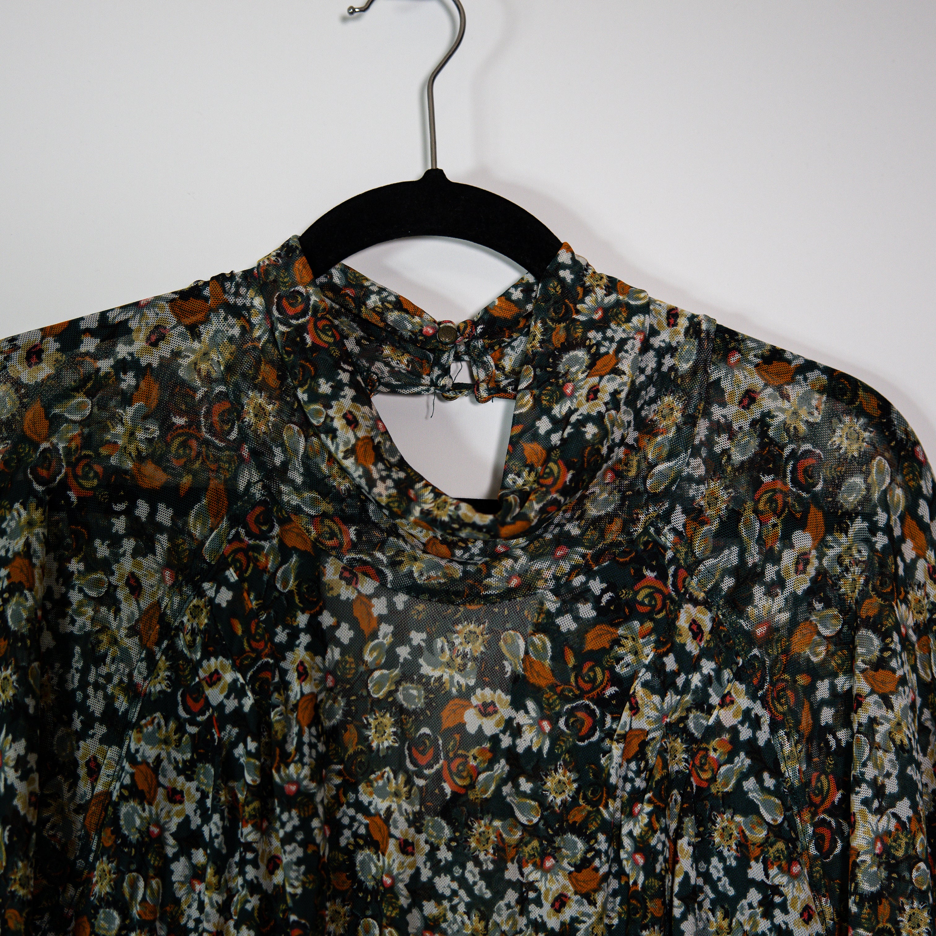 Free People All Dolled Up Floral Flower Mesh Cropped Long Sleeve Blouse Shirt L