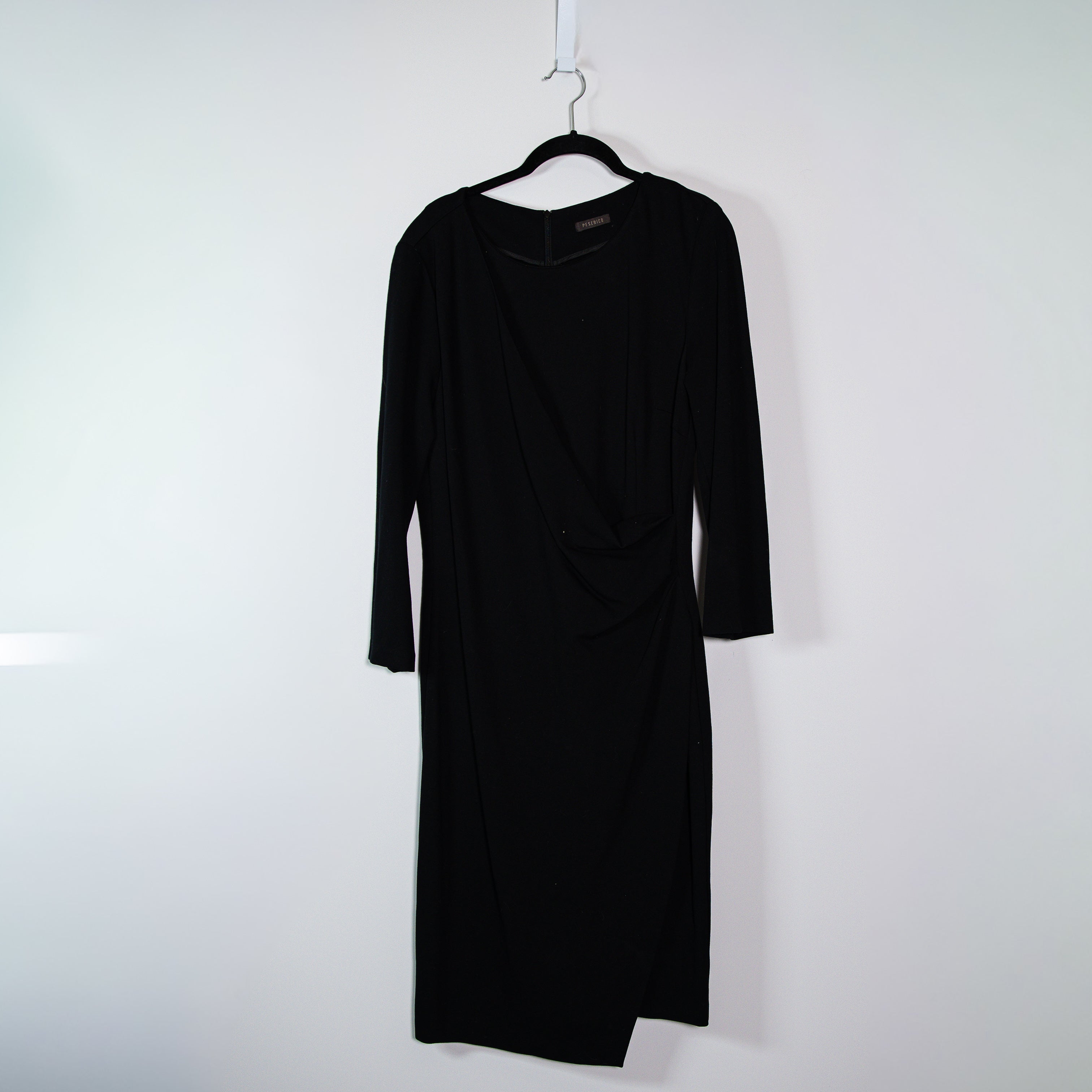 Peserico Stretch Sweater Knit Scoop Neck Long Sleeve Draped Sheath Dress Black S