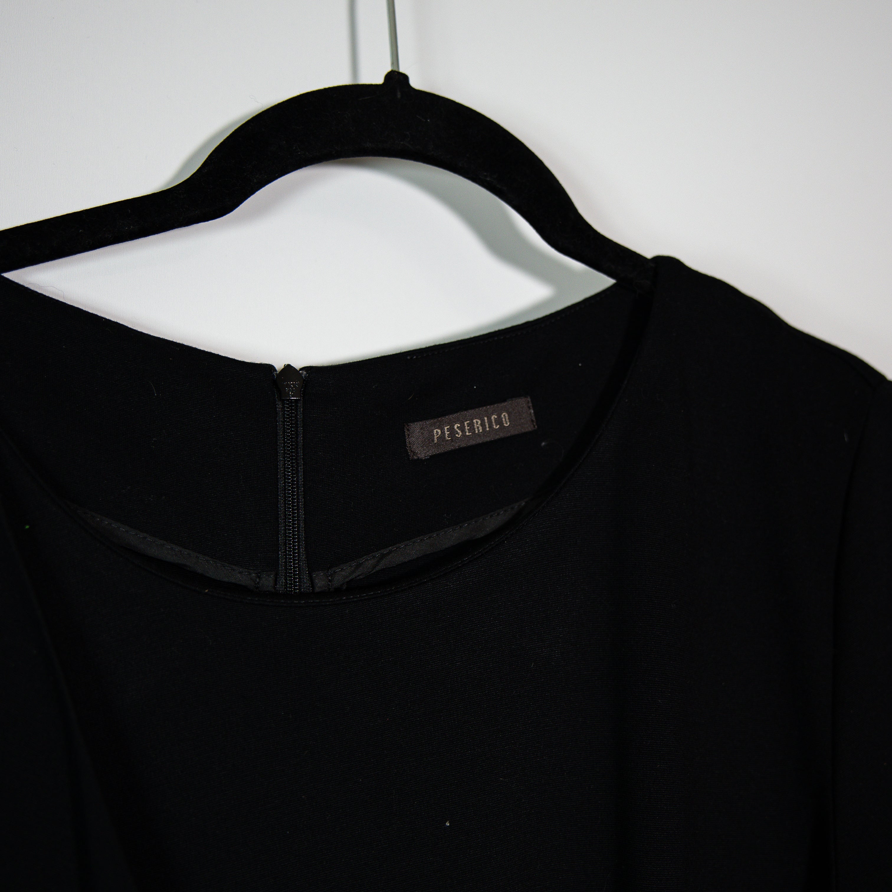 Peserico Stretch Sweater Knit Scoop Neck Long Sleeve Draped Sheath Dress Black S