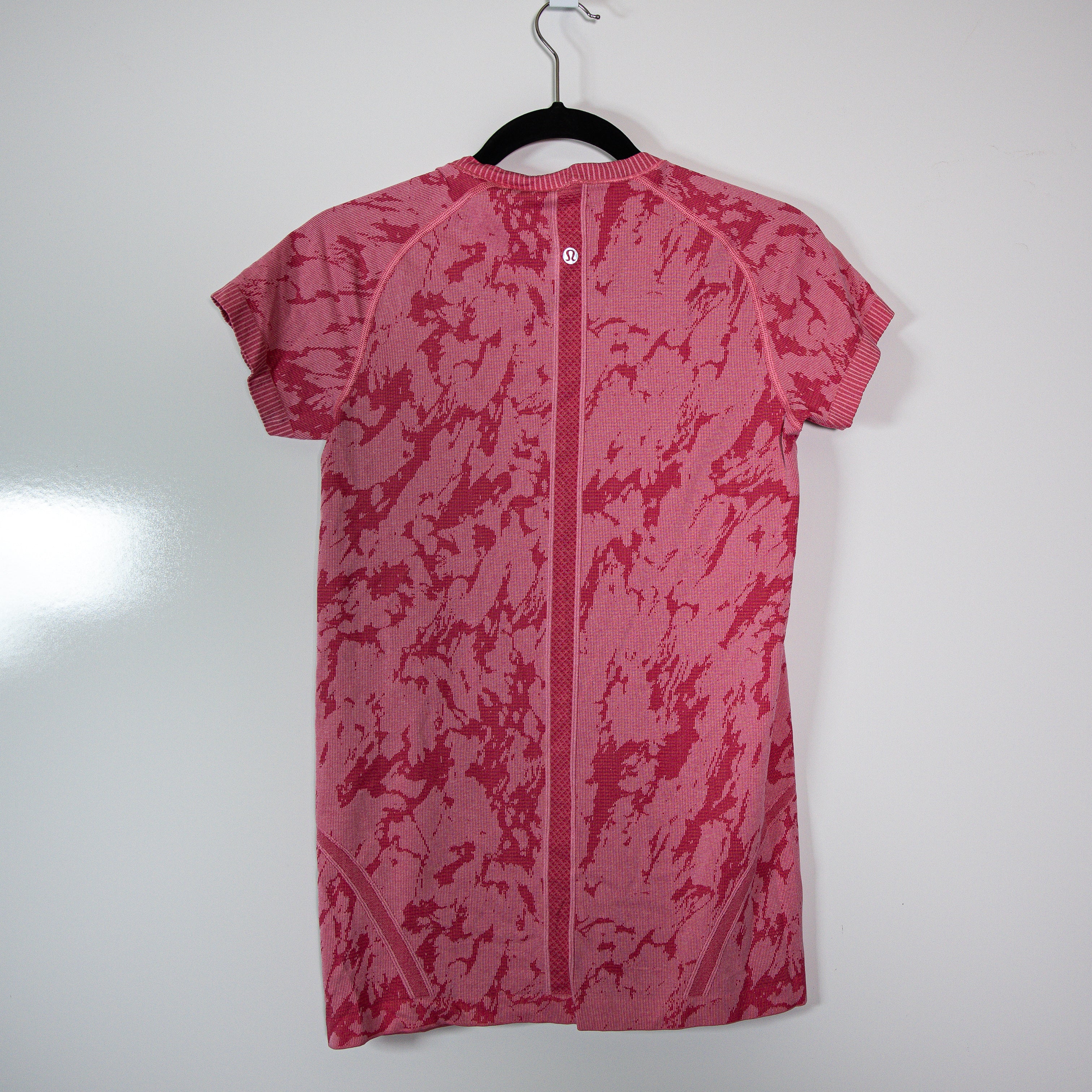 Lululemon Swiftly Tech Short Sleeve Crew Heathered Bon Bon Pink Tee Shirt 8