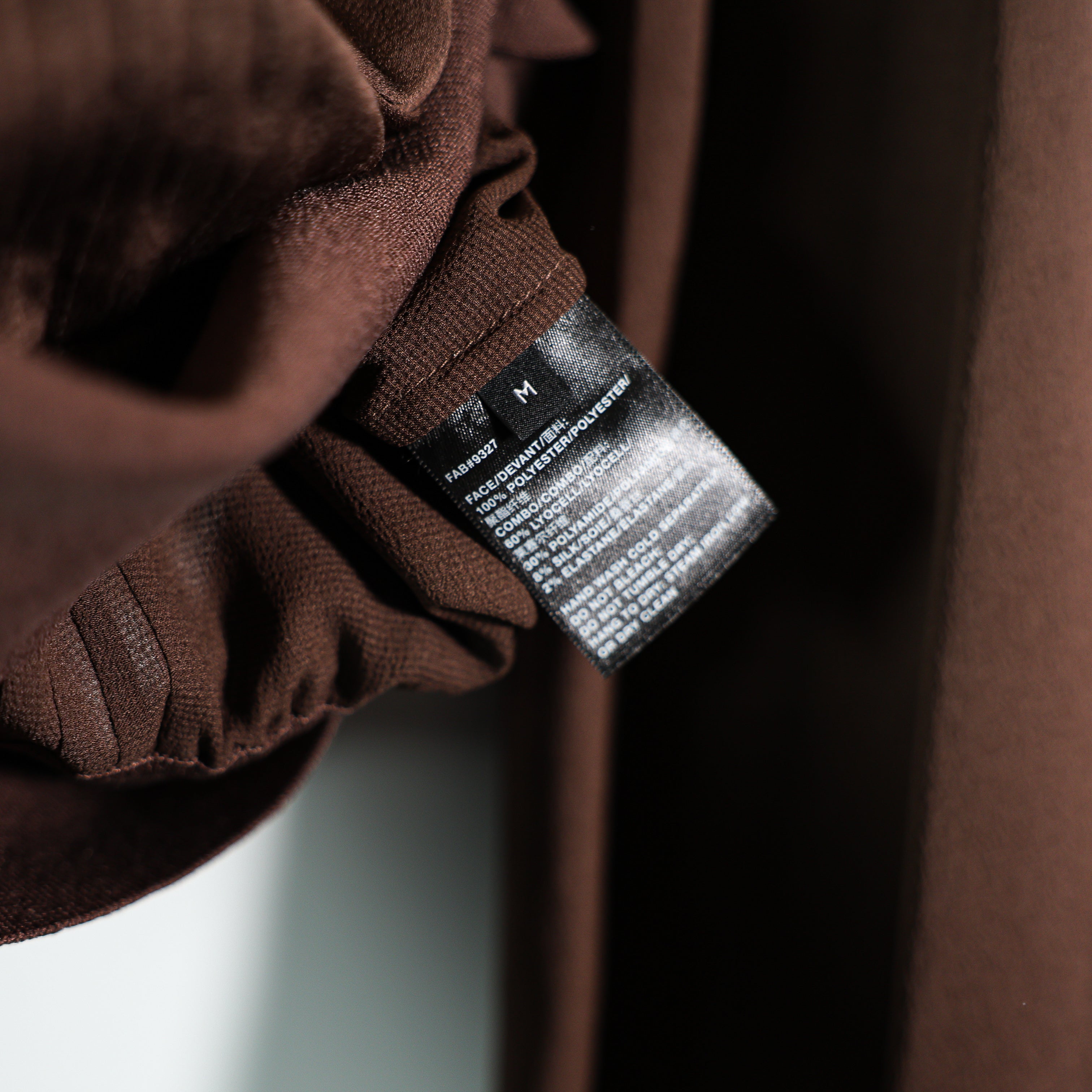 Lafayette 148 Pintuck Blouson Long Sleeve Tie Neck Satin Blouse Shirt Top Wood M