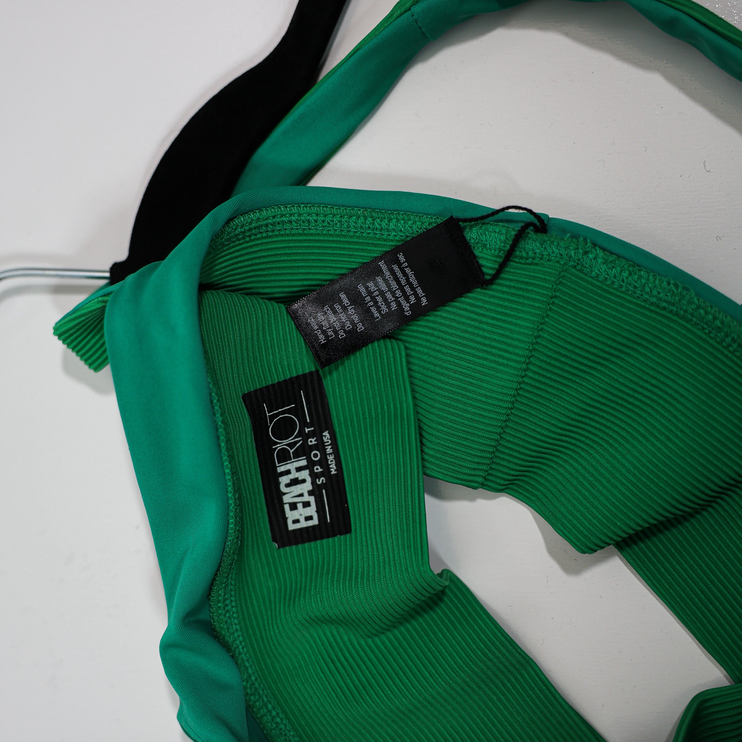 Beach Riot Leah Scoop Neck Athletic Work Out Sports Bra Jelly Bean Green Small