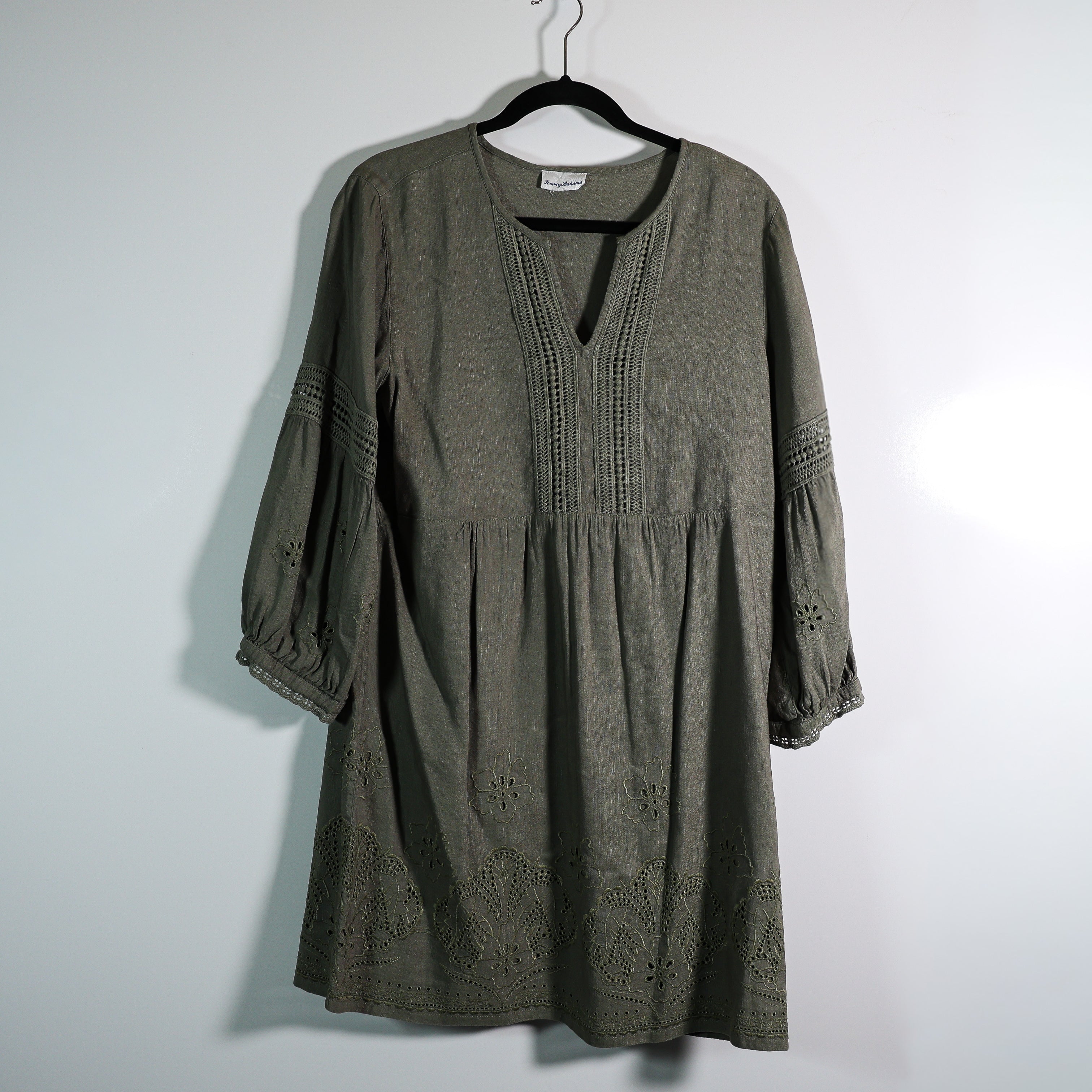Tommy Bahama Linen Crochet Eyelet Embroidered V Neck Pullover Mini Dress Green M