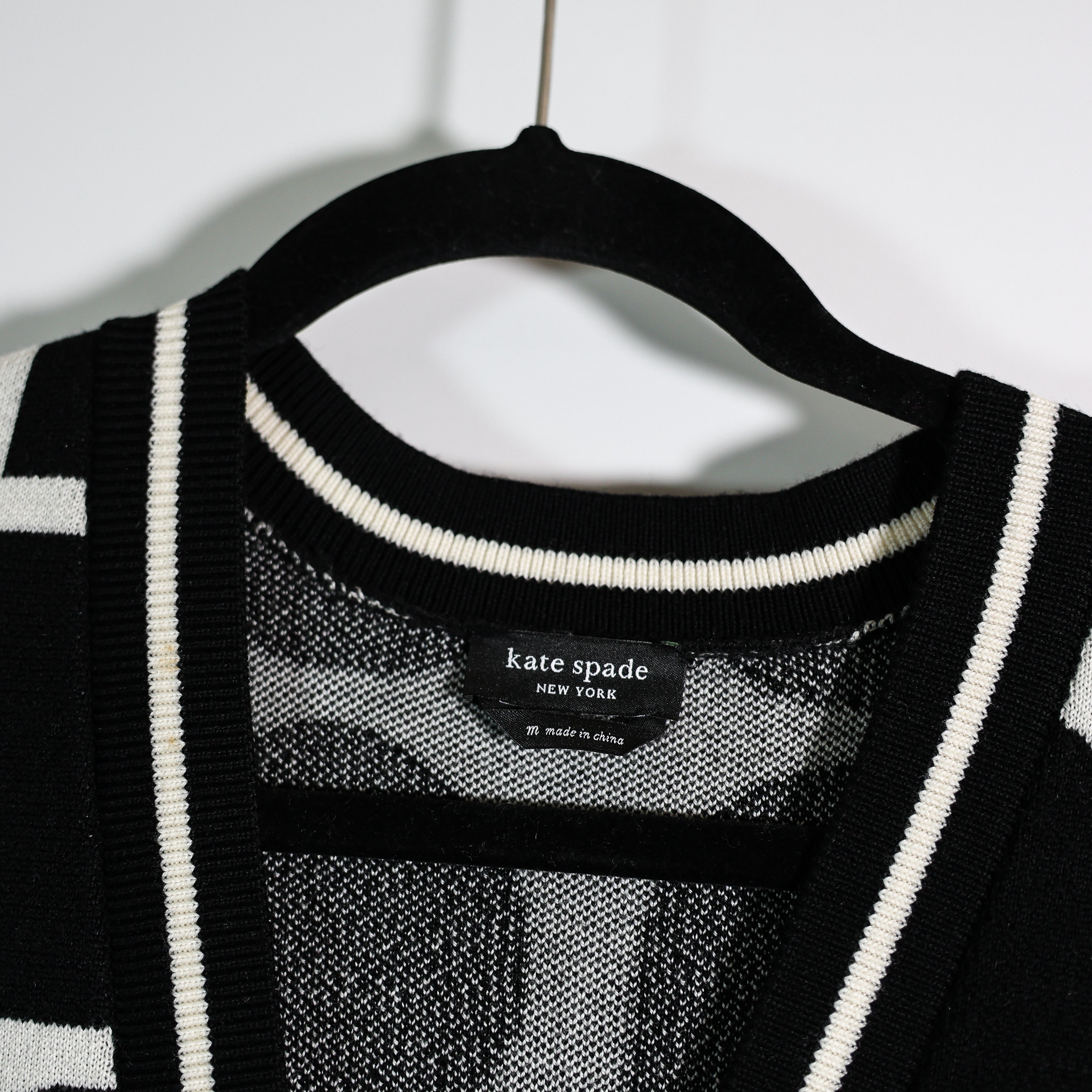 Kate Spade Noel Logo Print Pattern Wool Stretch Knit Cardigan Sweater Black M