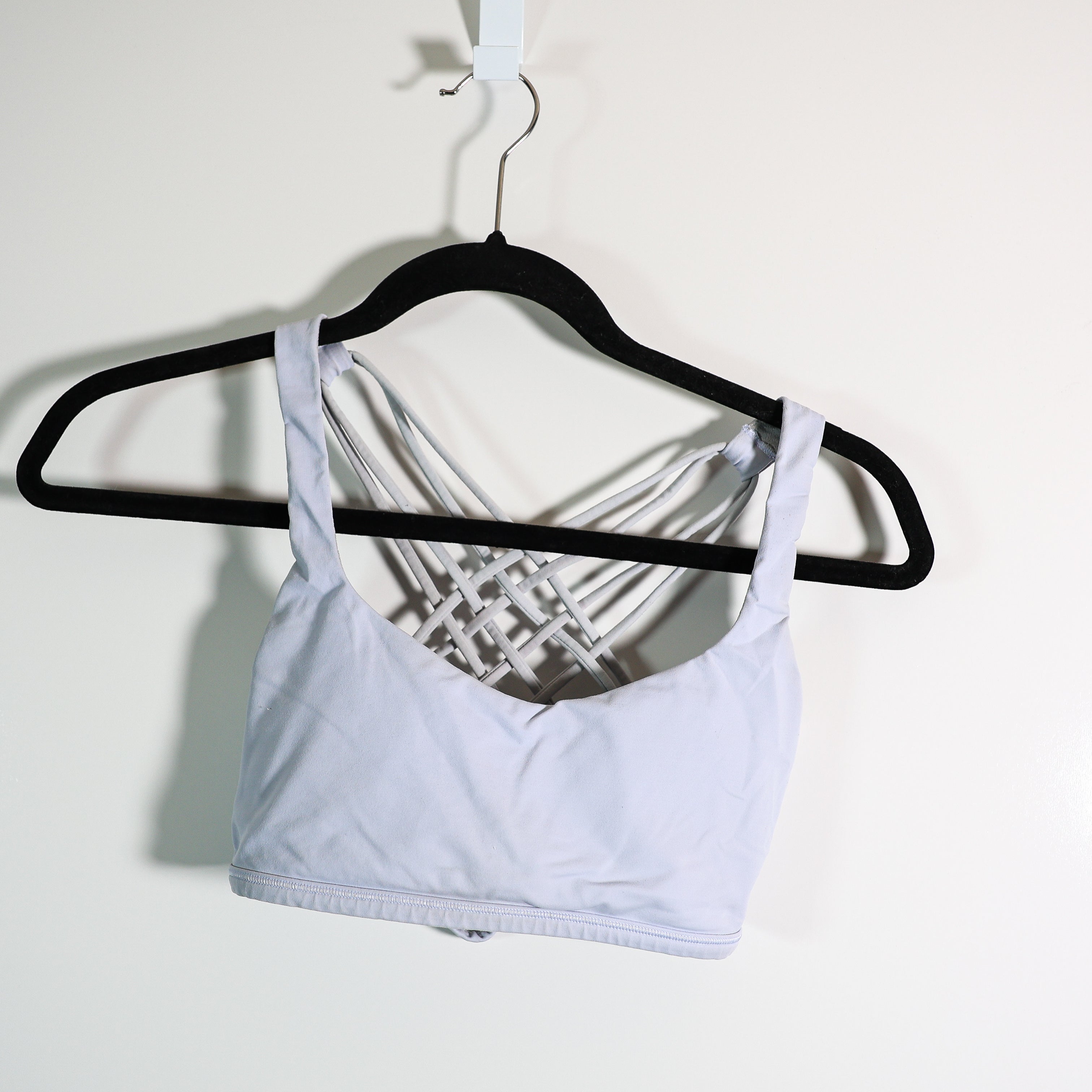 Lululemon Women's Free To Be Strappy Athletic Work Out Sports Bra Light Blue 6