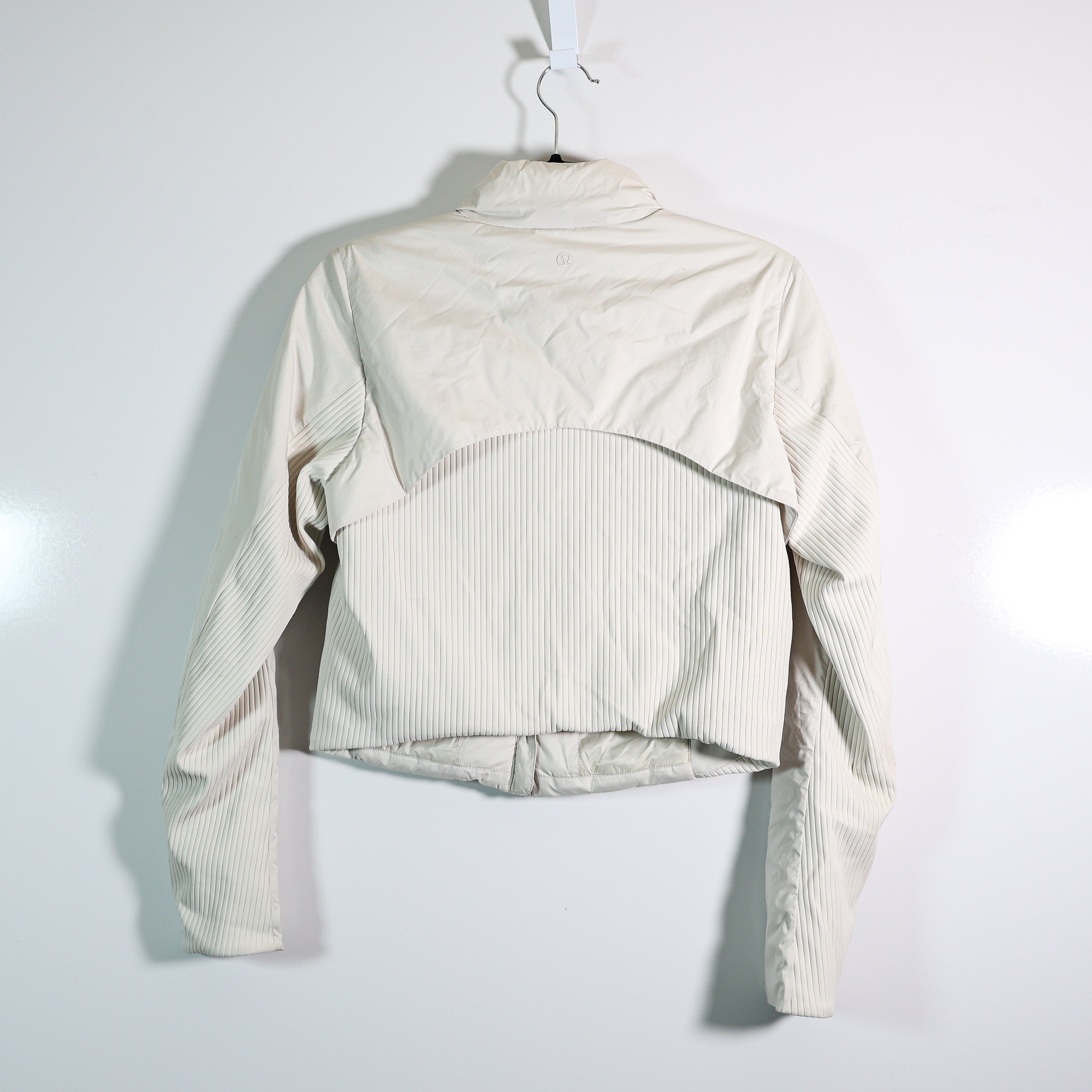 Lululemon SoftMatte Insulated Cropped Full Zip Lightweight Jacket White Opal 6
