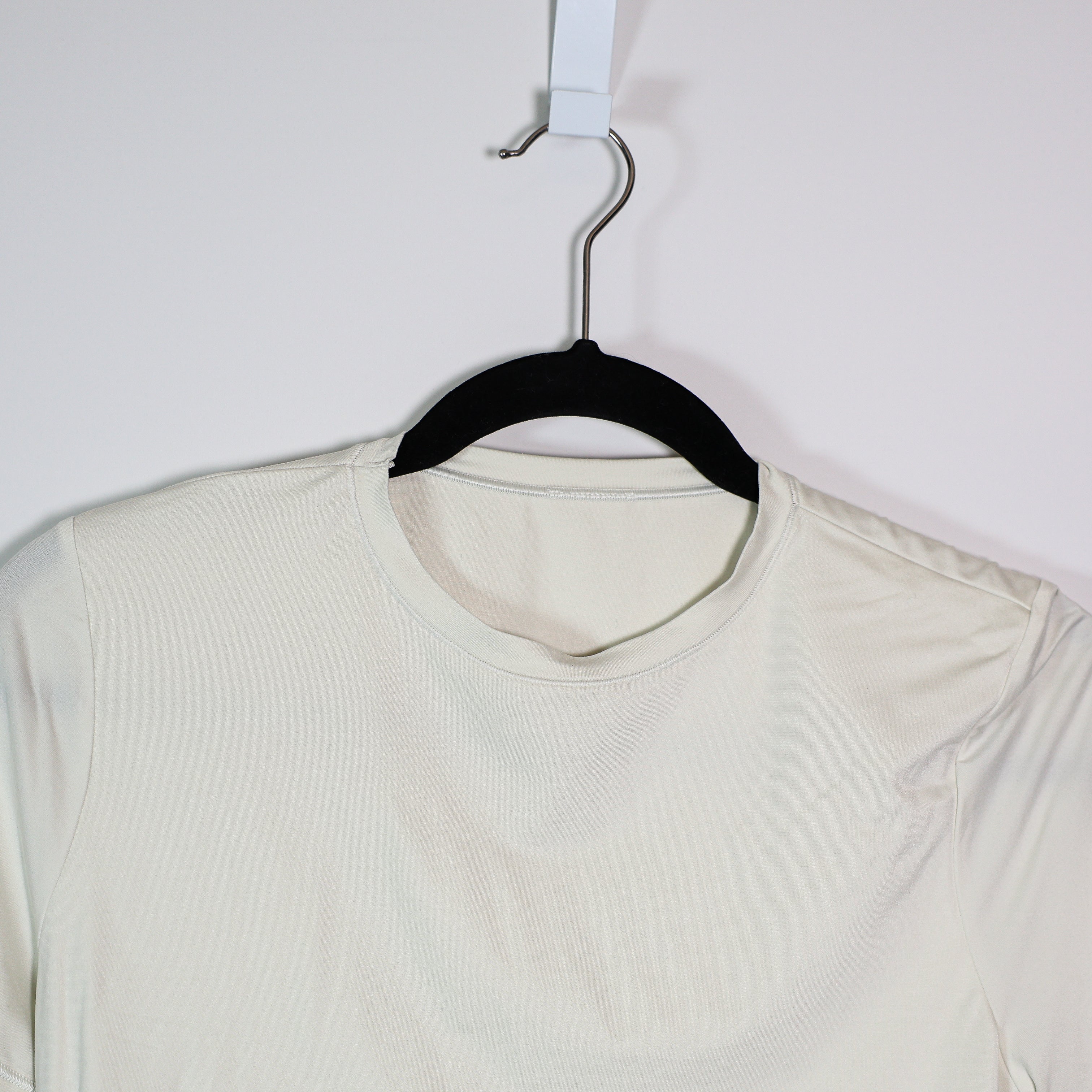 Lululemon Wundermost Ultra-Soft Nulu Crewneck Cropped T Shirt Top Light Ivory 6