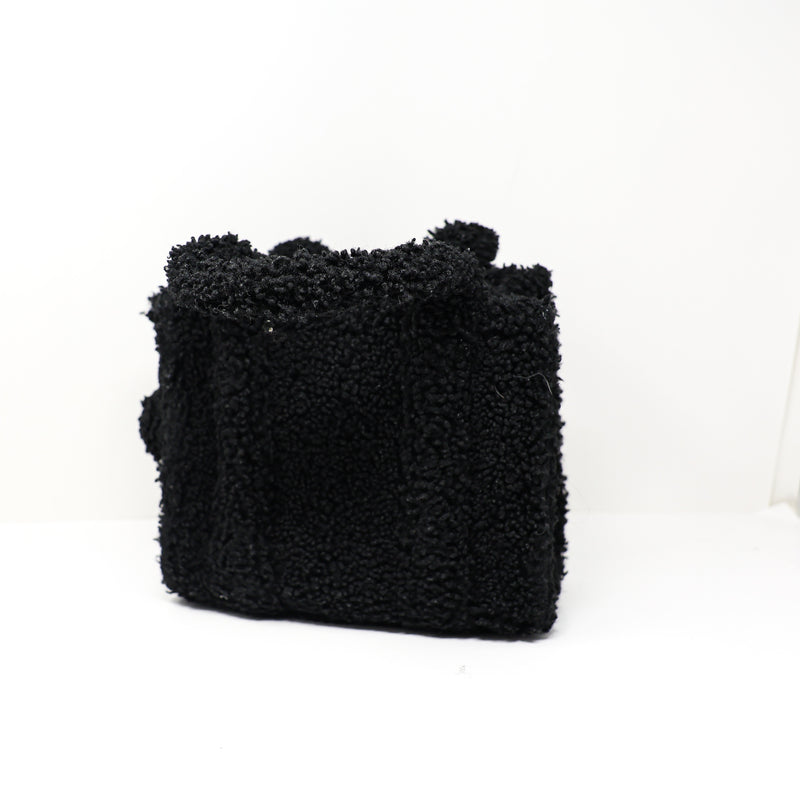 Marc Jacobs The Teddy Shearling Furry Convertible Crossbody Tote Purse Bag Black