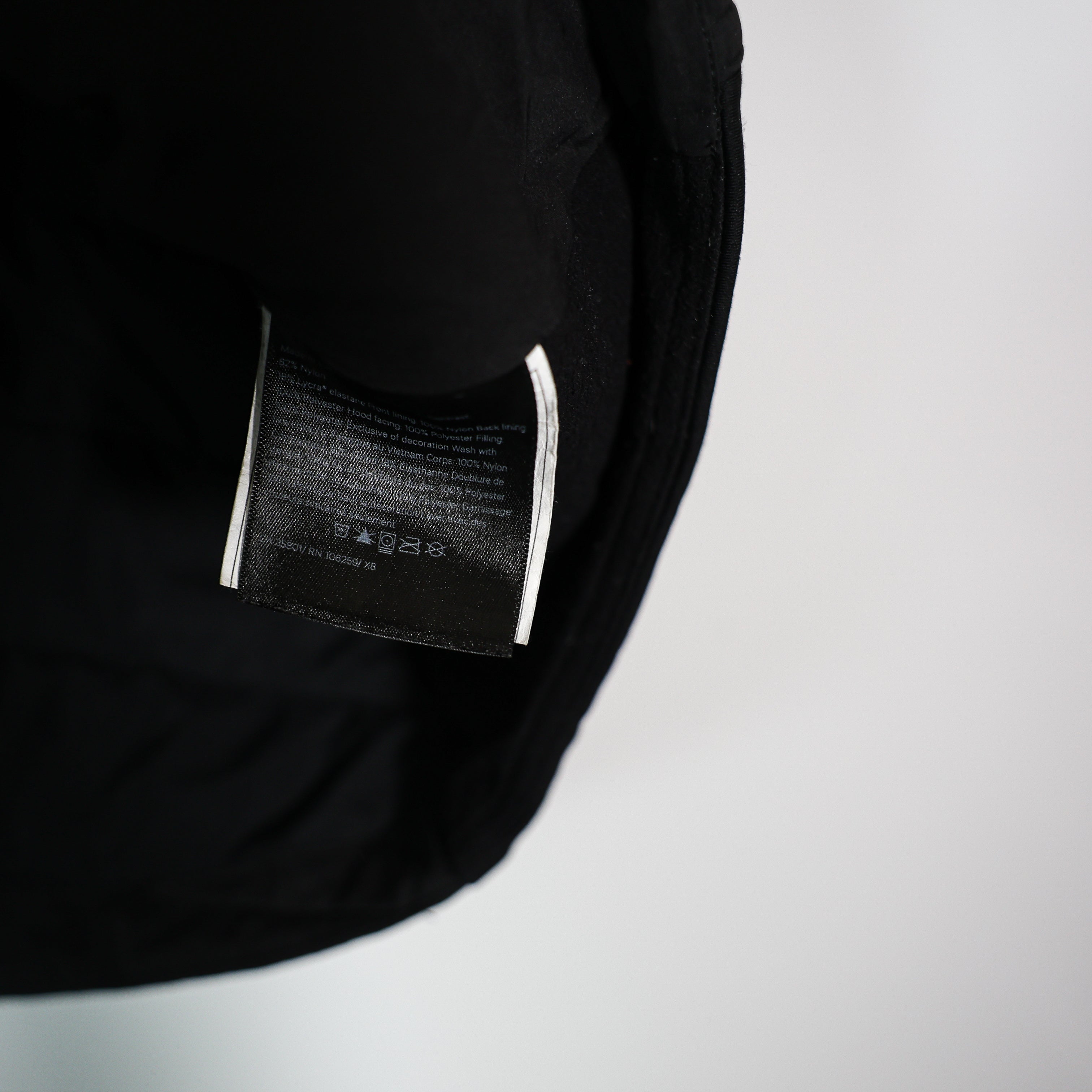 Lululemon Another Mile Full Zip Sleeveless Hooded Lightweight Vest Jacket Black