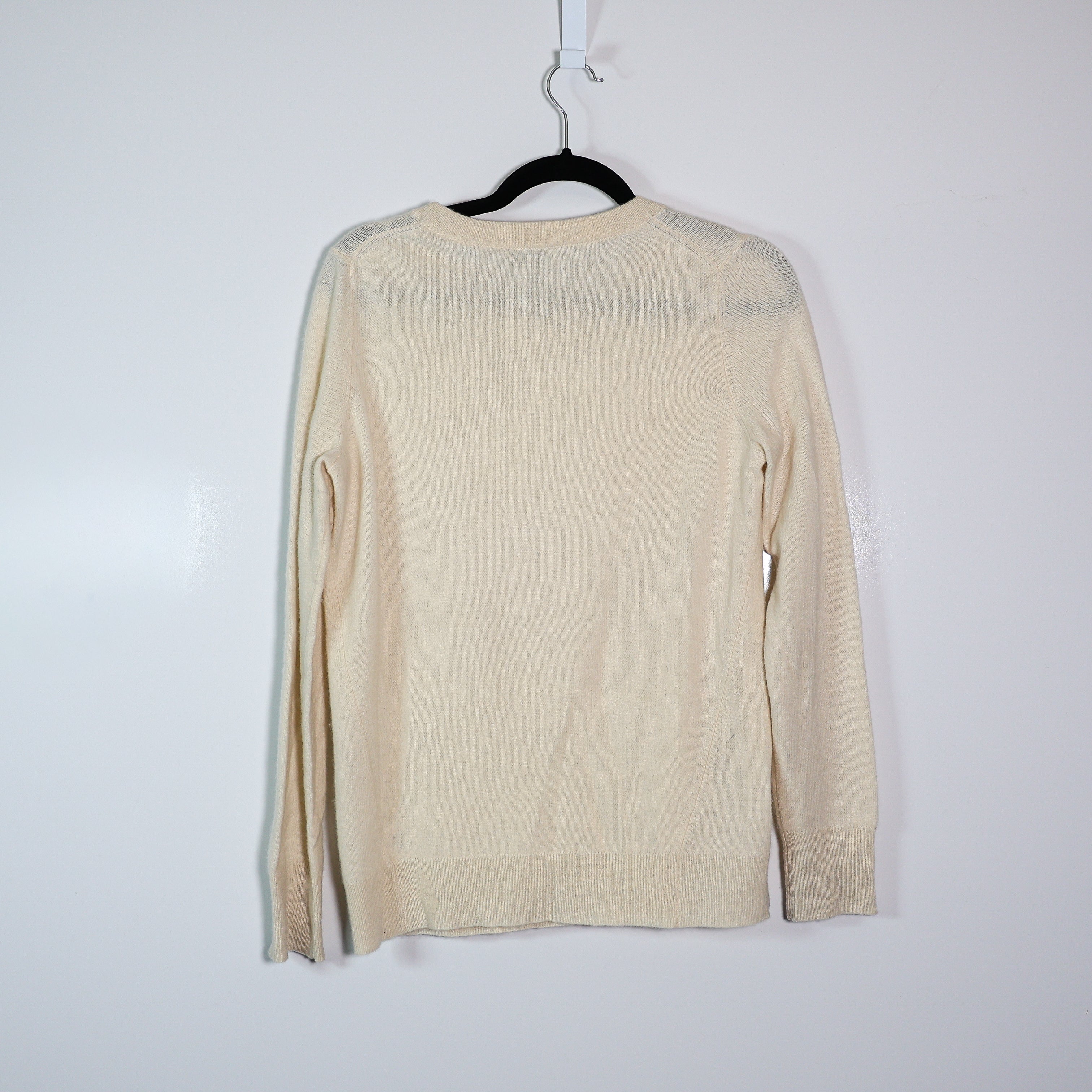 White + Warren Essentials 100% Cashmere Knit Crew Neck Long Sleeve Sweater Ivory
