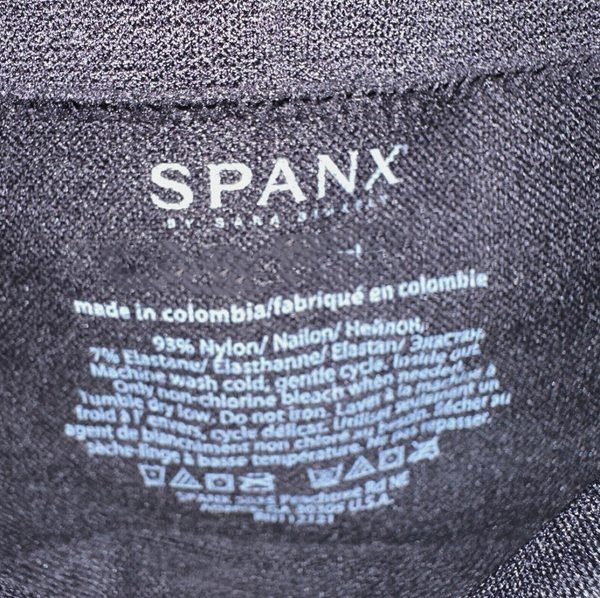 Spanx Women's Ultra High Rise Seamless Shaping Smoothing Leggings Black Medium