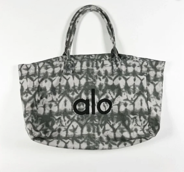 NEW Alo Yoga Cotton Gray White Tie Dye Print Pattern Oversize Gym Tote Bag Purse