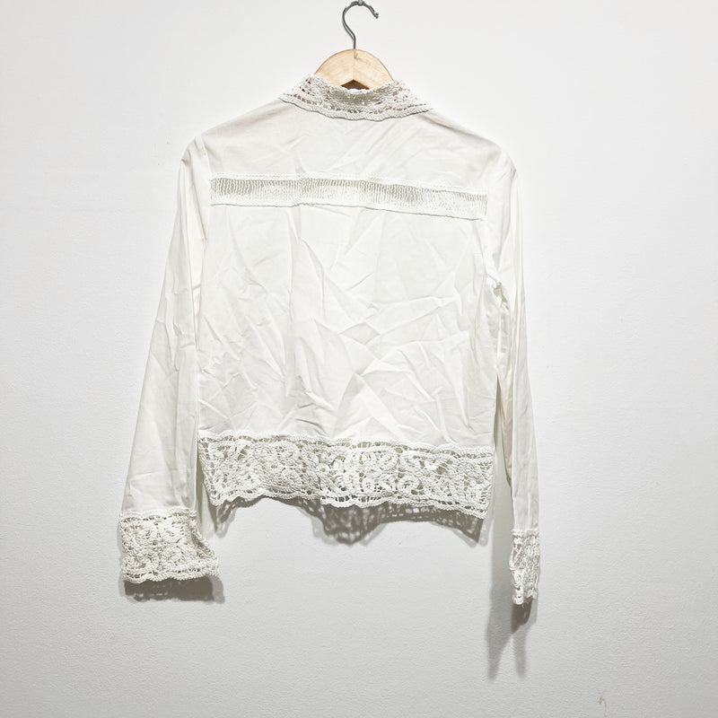 Zara Cotton Blend Crochet Knit Lace Trim Collared Button Down Cropped Blouse Top