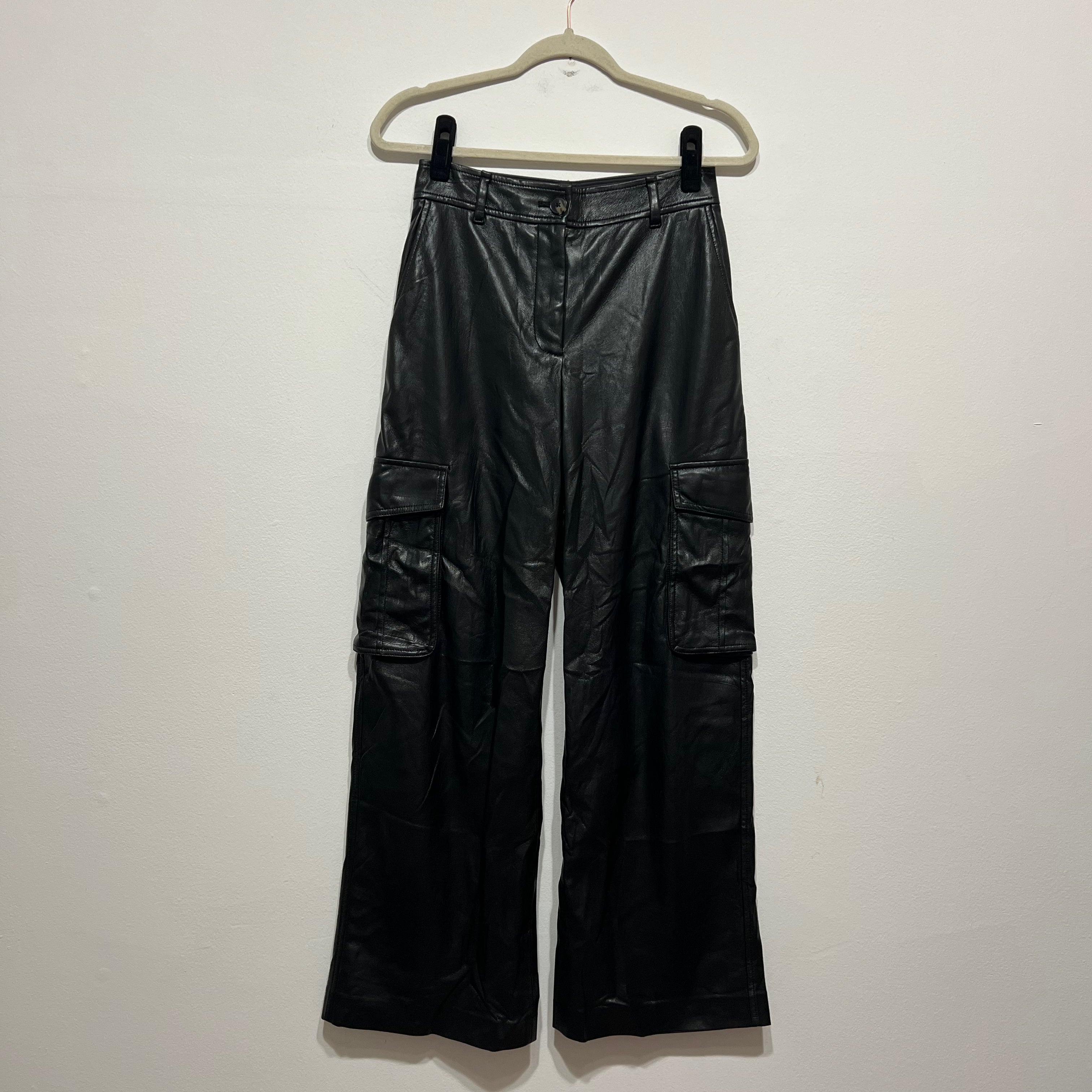 Wilfred Aritzia The Bridger Vegan Faux Leather High Rise Cargo Pants Black 2
