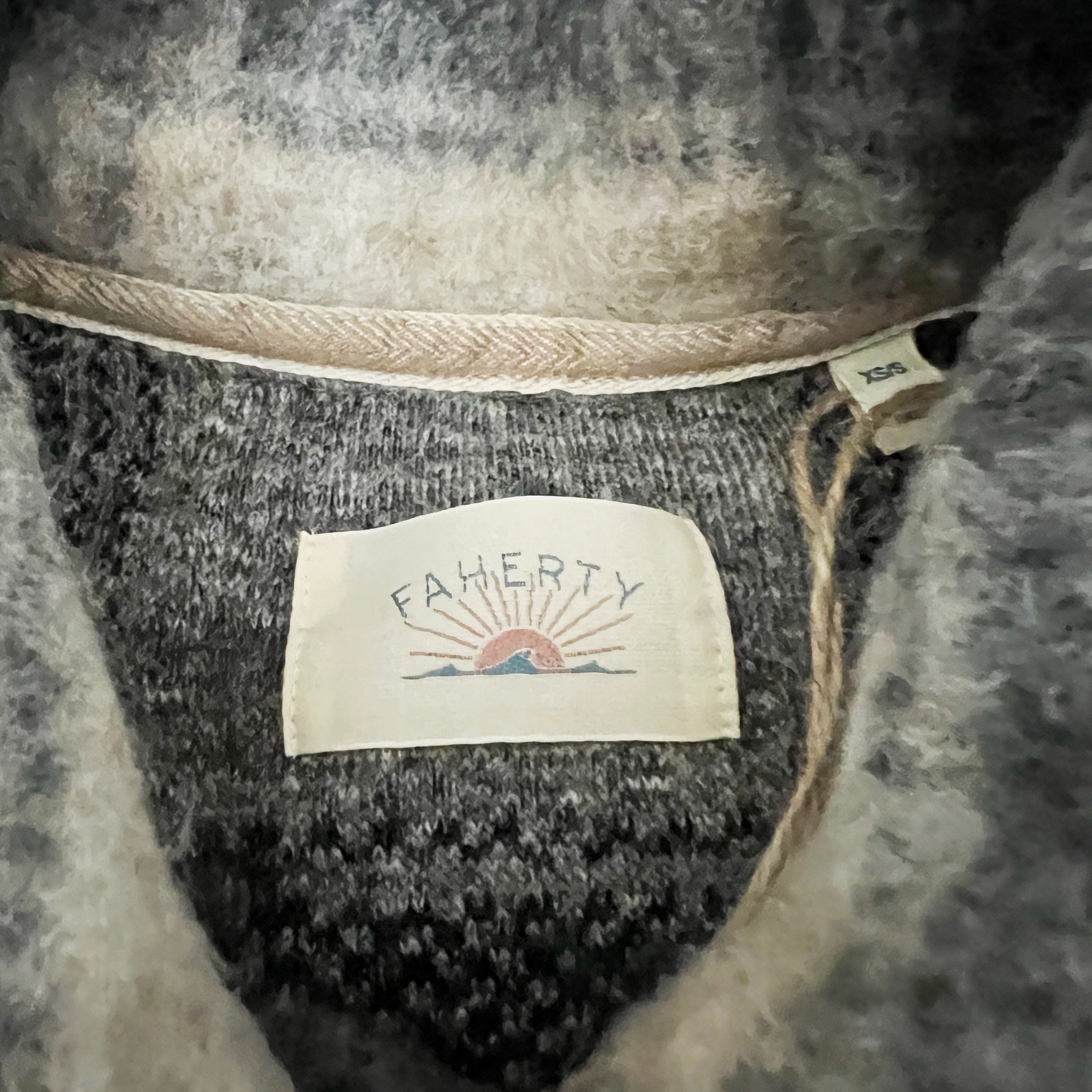 Faherty Women's Rocky Ridge Plaid Wool Fleece Jacket Twilight Bend Gray XS/S