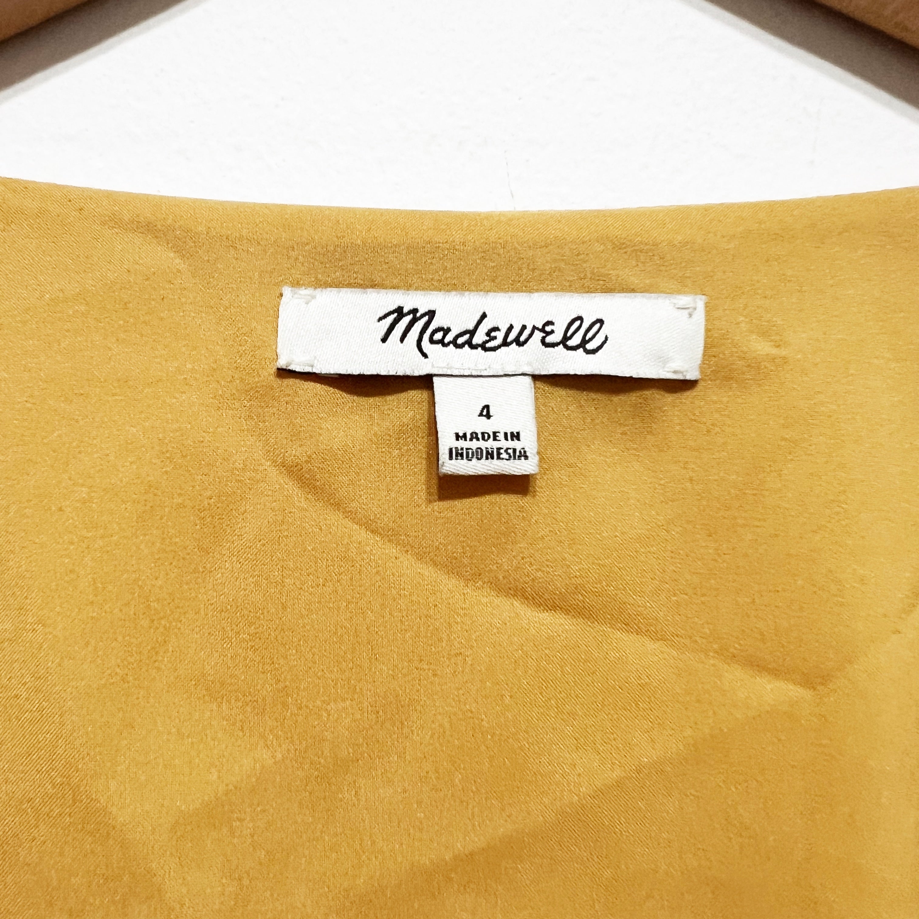 Madewell Ruffle-Sleeve Button-Front Dress in Tonal Botanical Rich Amber Chiffon