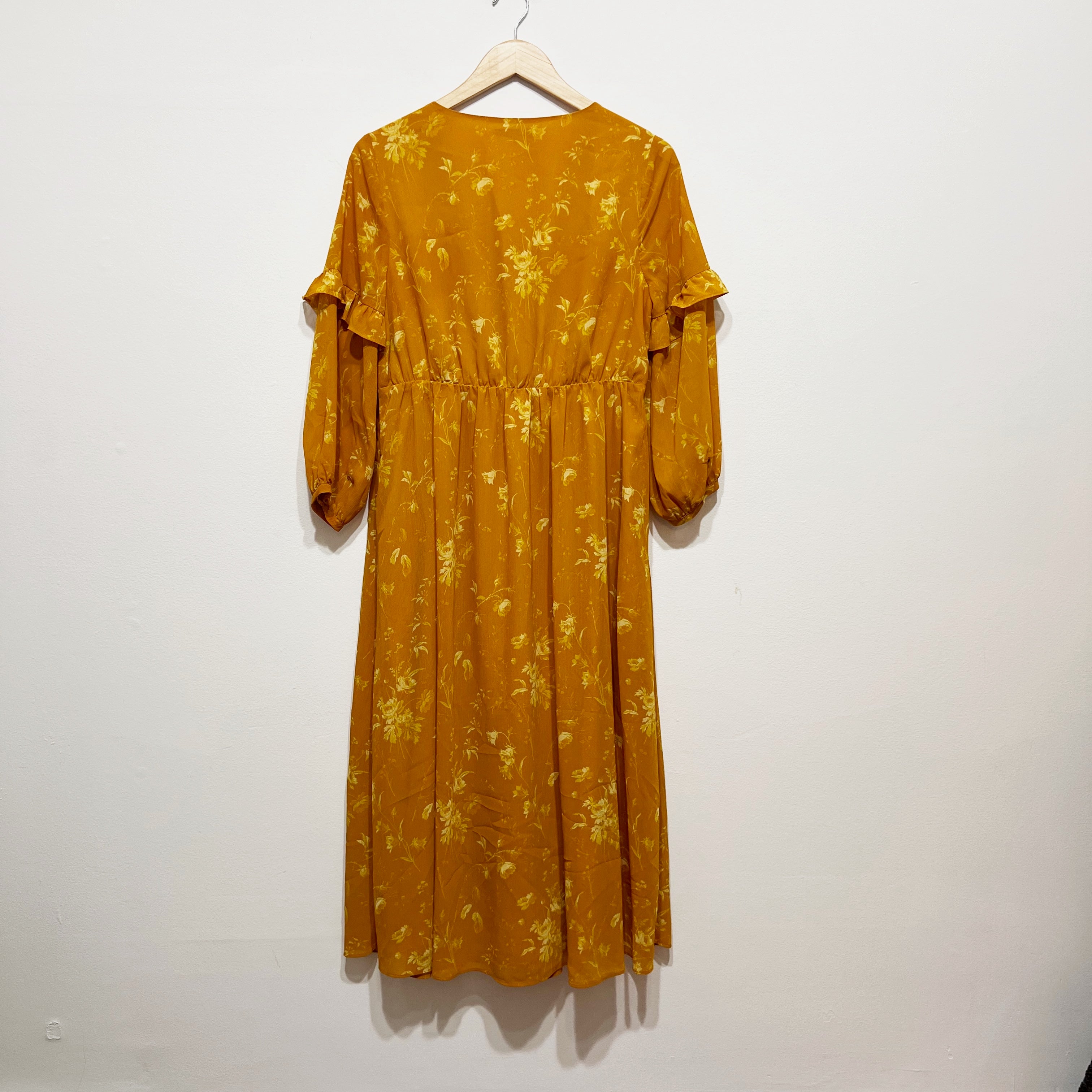 Madewell Ruffle-Sleeve Button-Front Dress in Tonal Botanical Rich Amber Chiffon