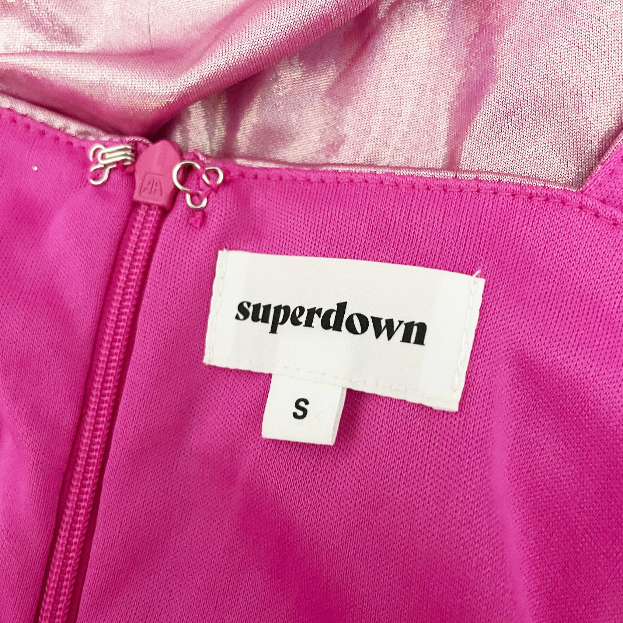 Superdown Kerrie Deep V Neck Pink Holographic Shine Cocktail Mini Dress Small