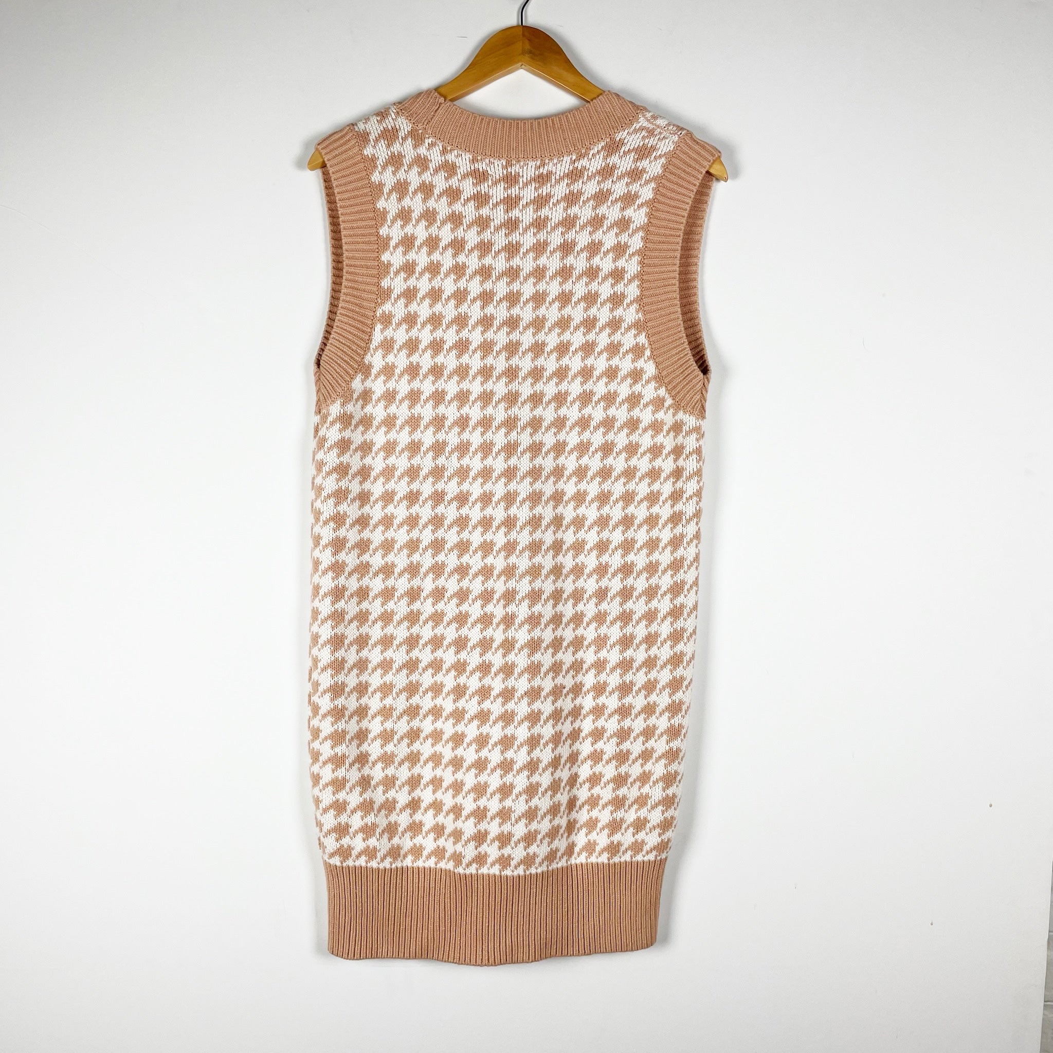 NEW Abercrombie & Fitch Cotton Blend Knit Stretch V Neck Sleeveless Sweater Vest