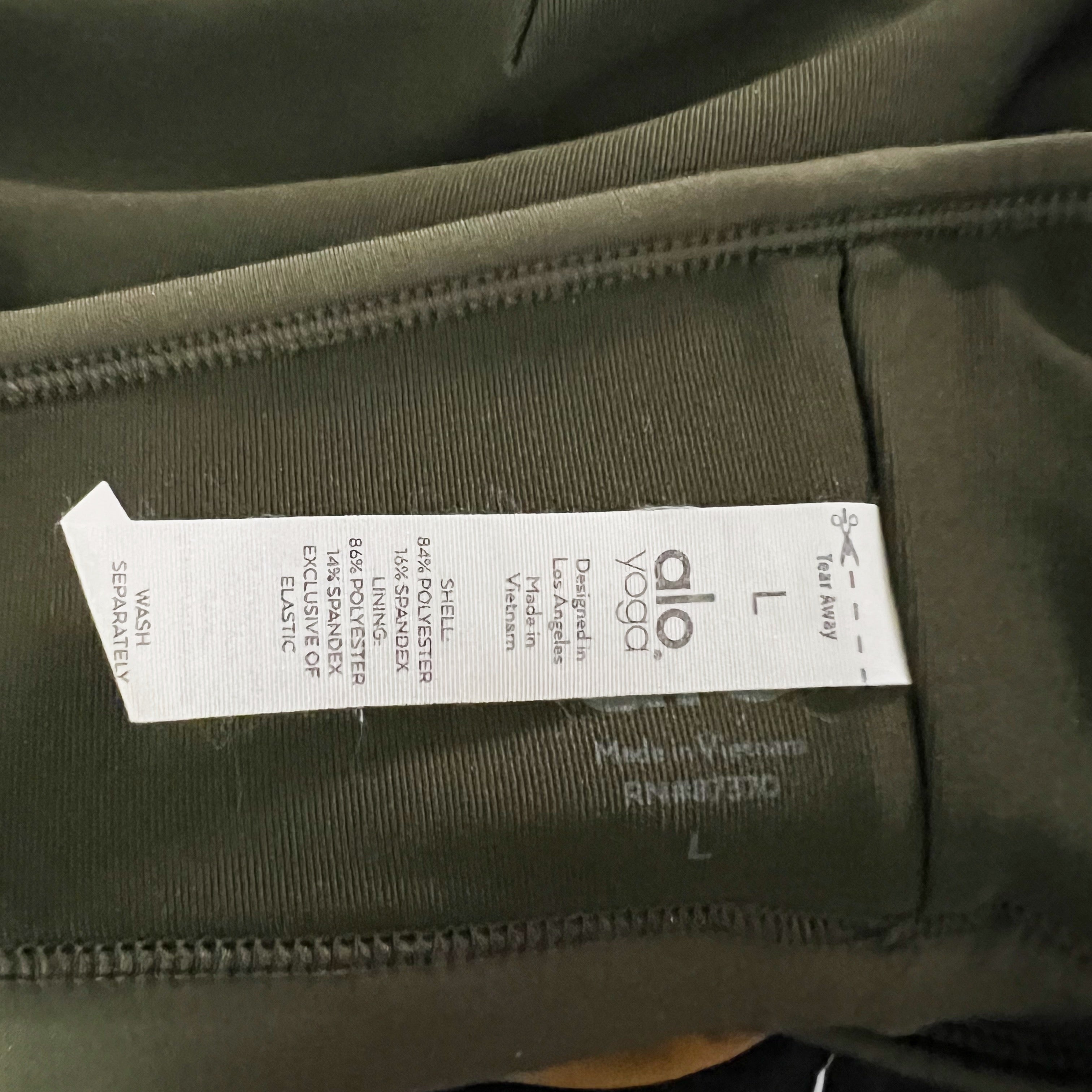 Alo Yoga Women's Airlift Intrigue Athletic Work Out Sports Bra Olive Green Large