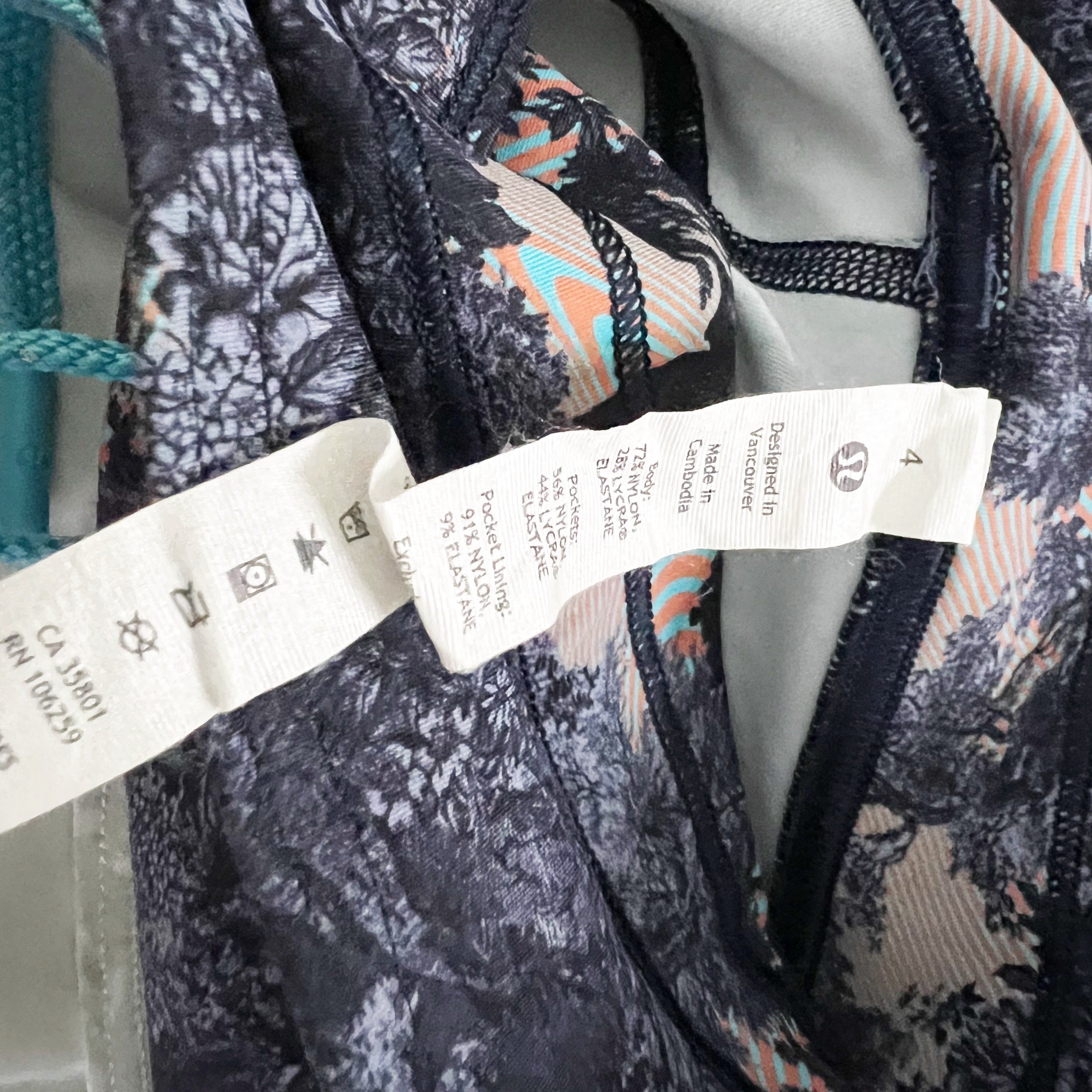 Lululemon Cargo Super High Rise Hiking Tight 25" Psychedelic Toile Starlight 4