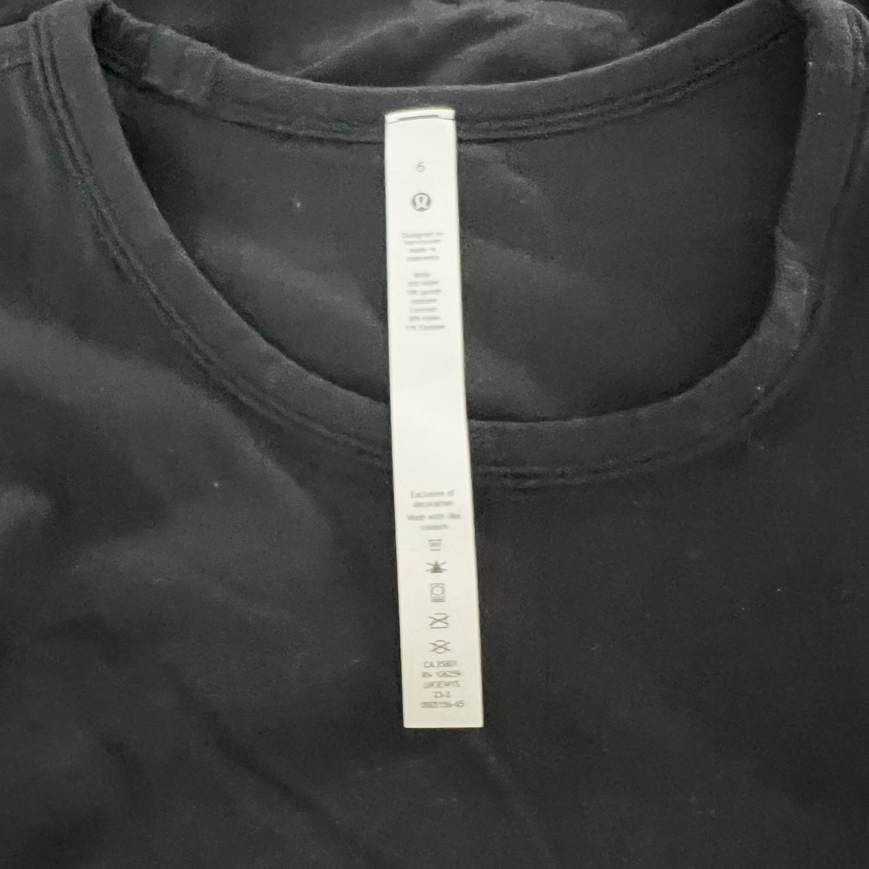 Lululemon All It Takes Long Sleeve Nulu Ruched Tee Shirt Solid Black 6