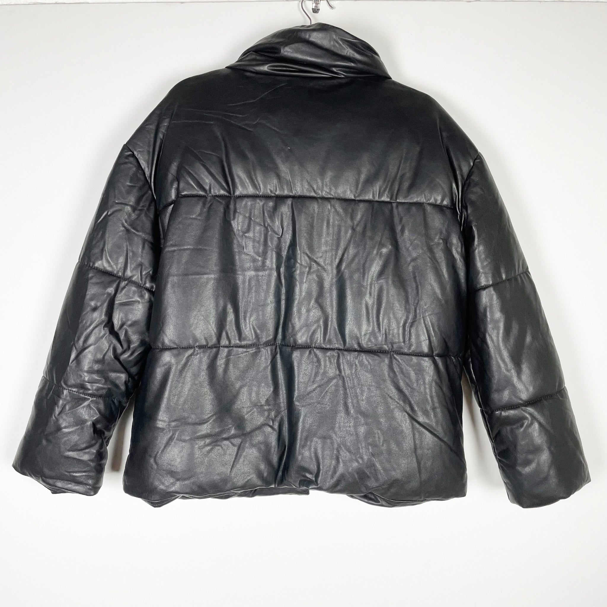 Bagatelle NYC Faux Vegan Leather Quilted Puffer Snap Button Jacket Black M