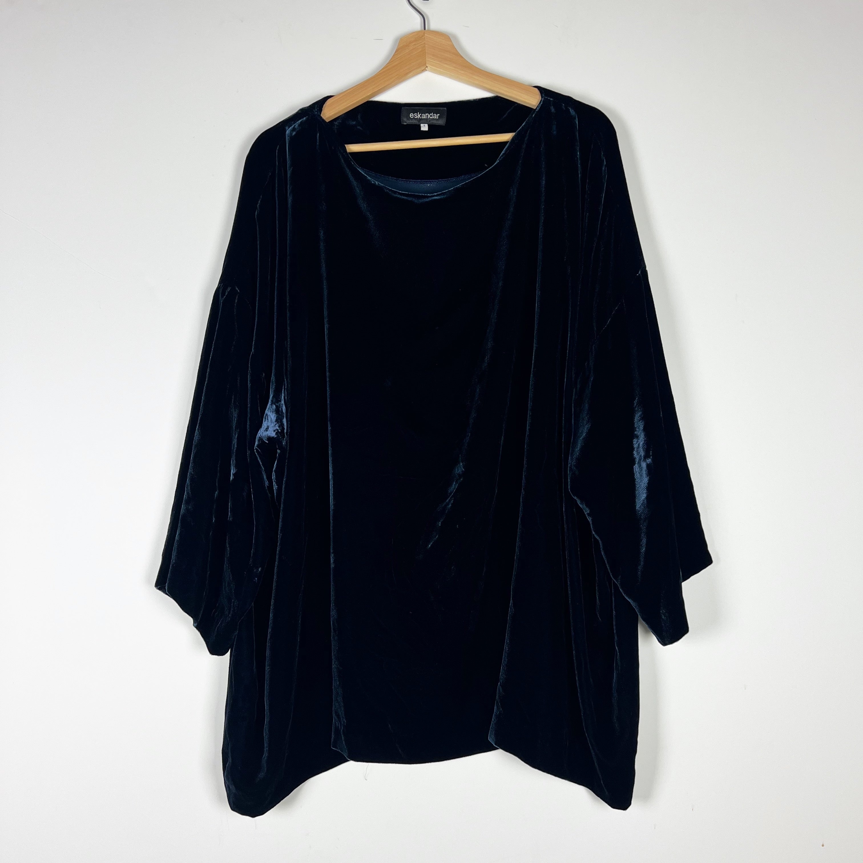 Eskandar Silk Blend Velvet Velour Scoop Neck Boxy Oversized Cut Sweater Top Blue