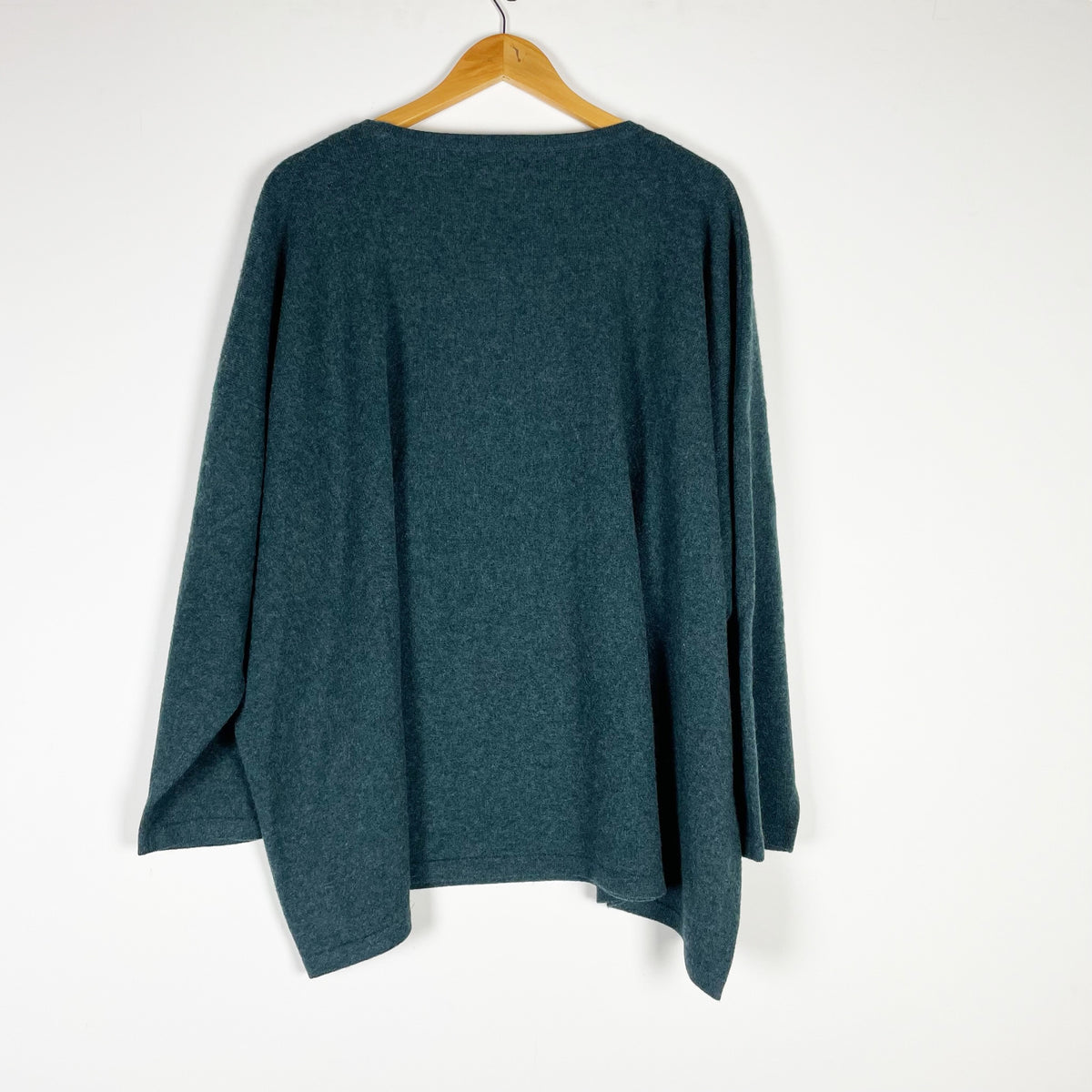 Eskandar Women's 100% Cashmere Knit Stretch Scoop Neck Long Sleeve Sweater Blue