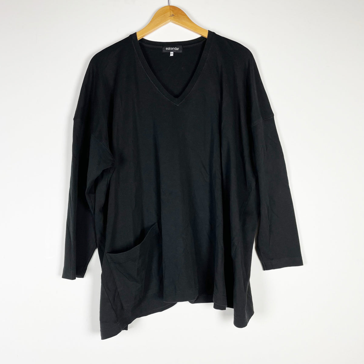 Eskandar Women's Pima Cotton V Neck Quarter Sleeve Pocket Front Tee Shirt Black
