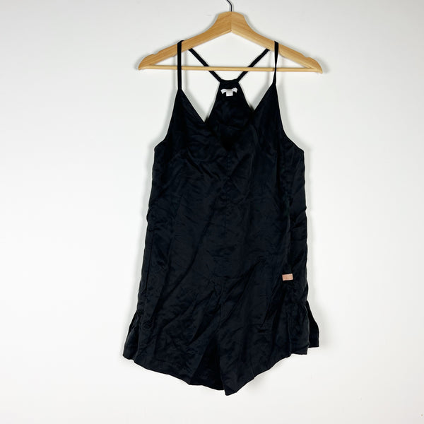 Lunya Washable Silk V Neck Ruffle Details Mini Romper Pajama Sleep Lounge Black