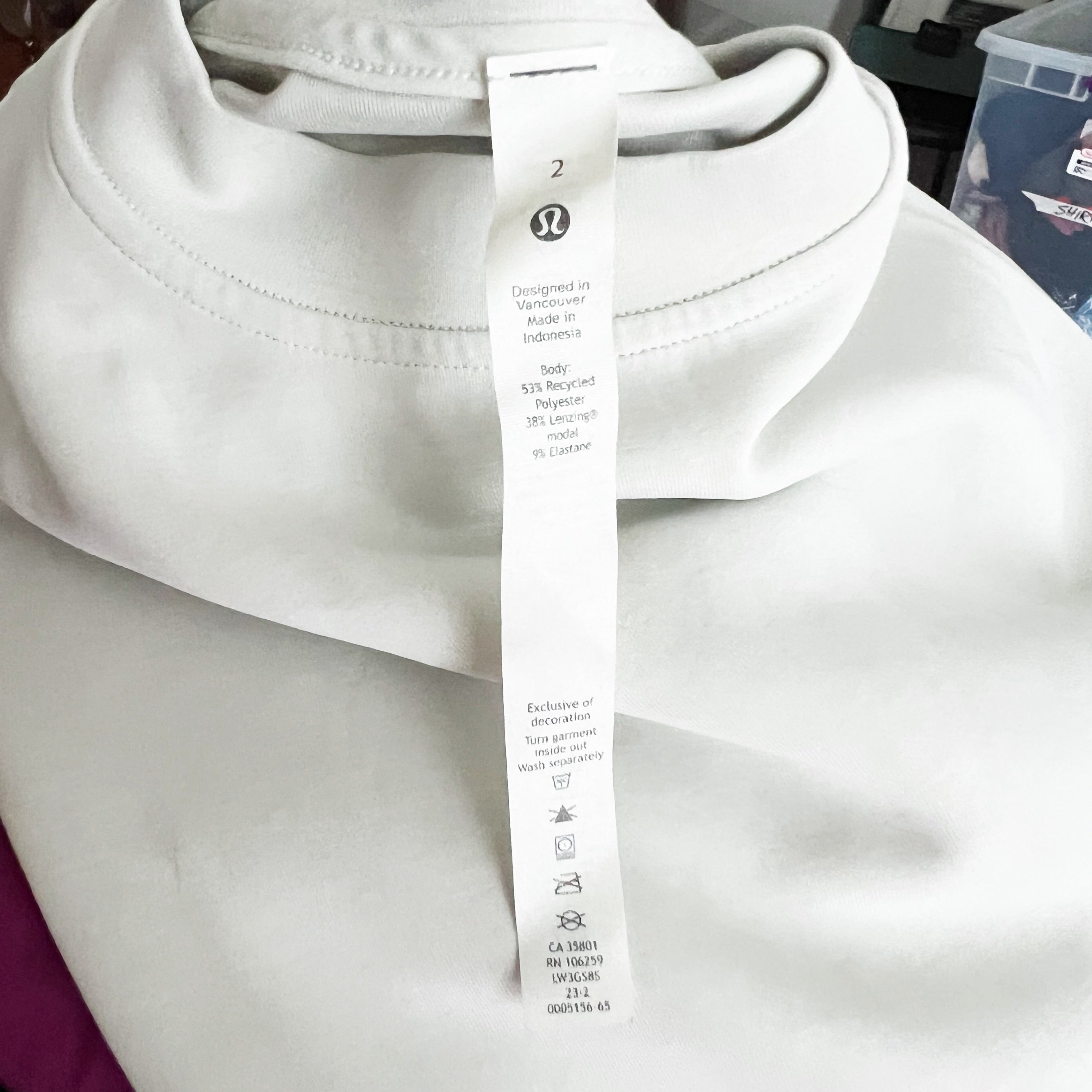 Lululemon Women's Perfectly Oversized Cropped Crew Softstreme White Opal Sweater