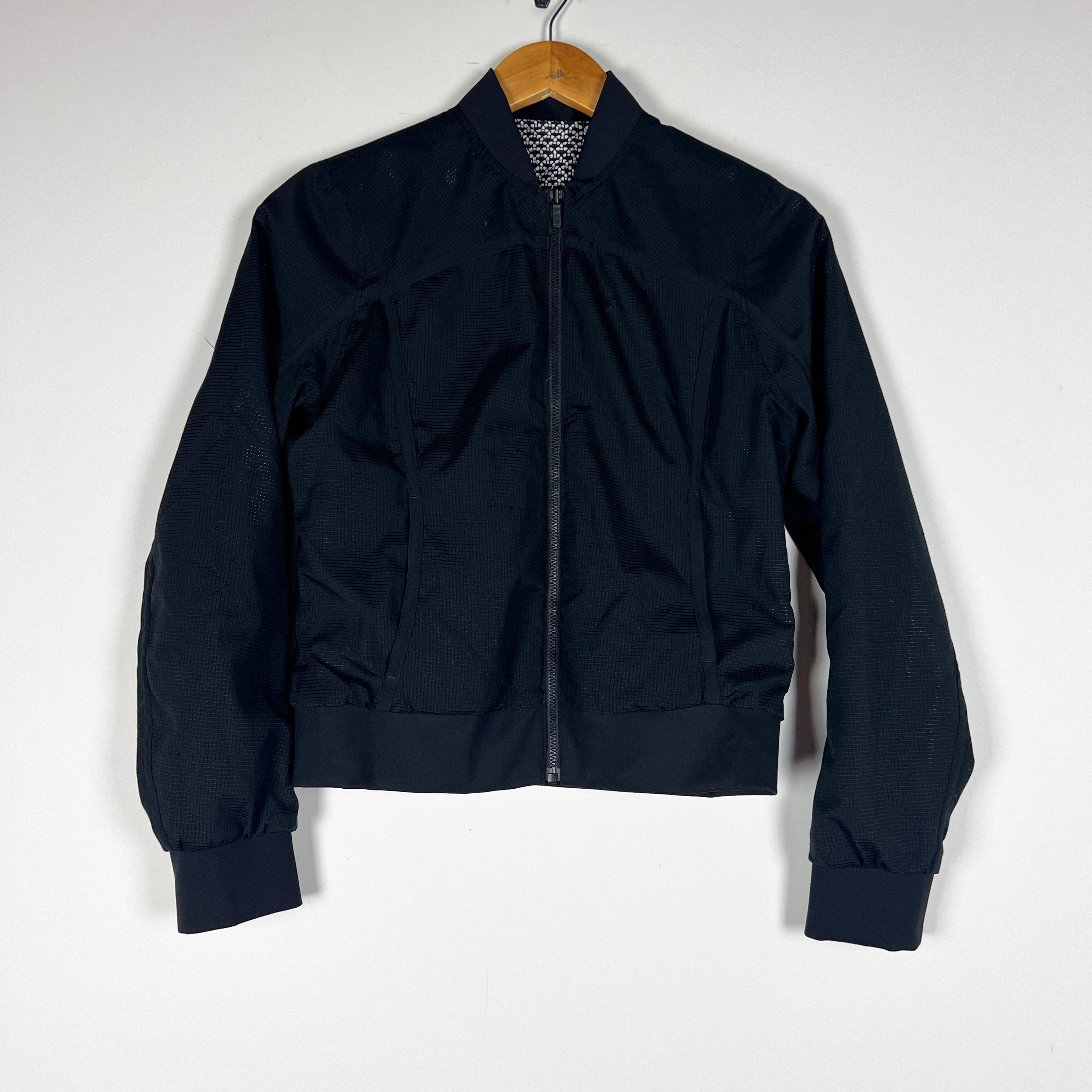 Lululemon Around Reversible Full Zip Collarless Windbreaker Jacket Monochromic 2