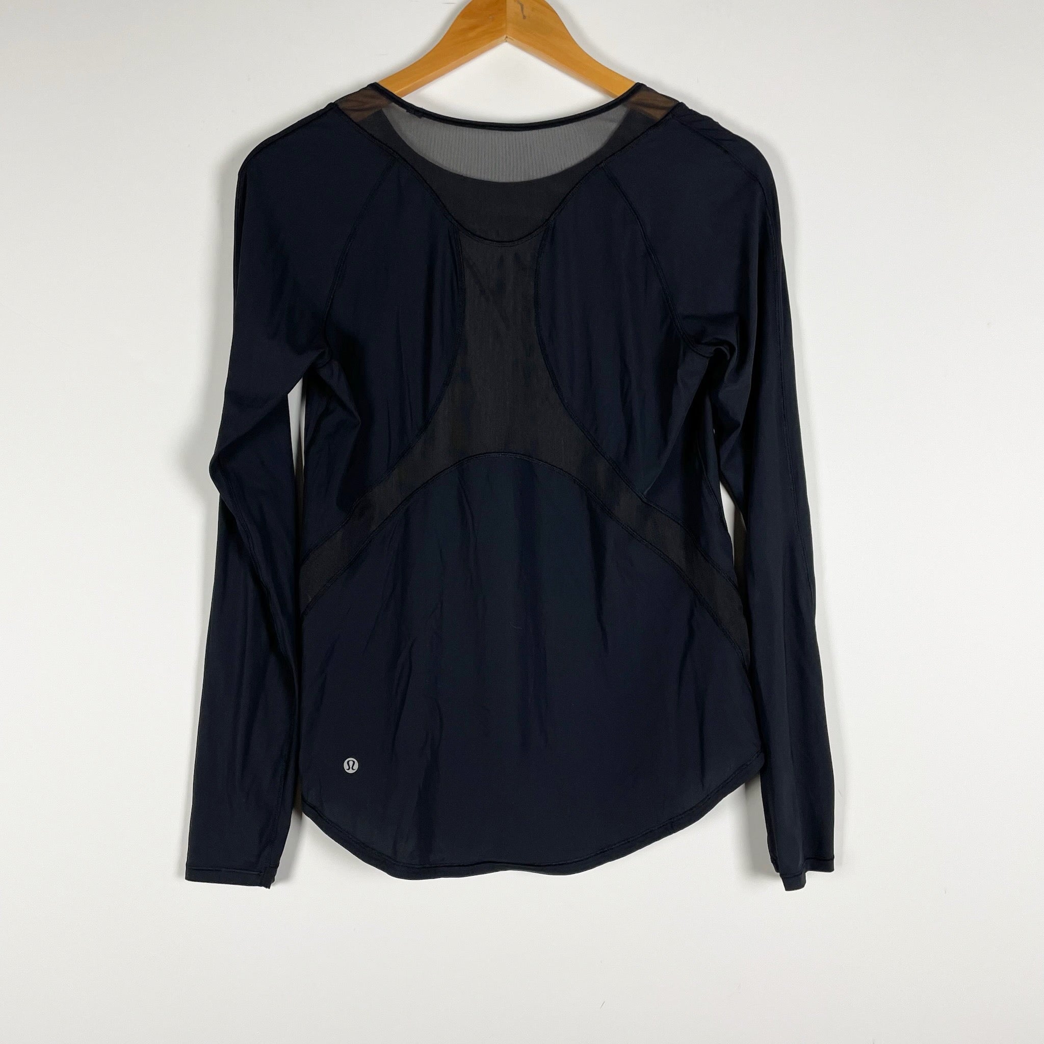 Lululemon Women's Sculpt Long Sleeve Mesh Tee Shirt Solid Black Medium