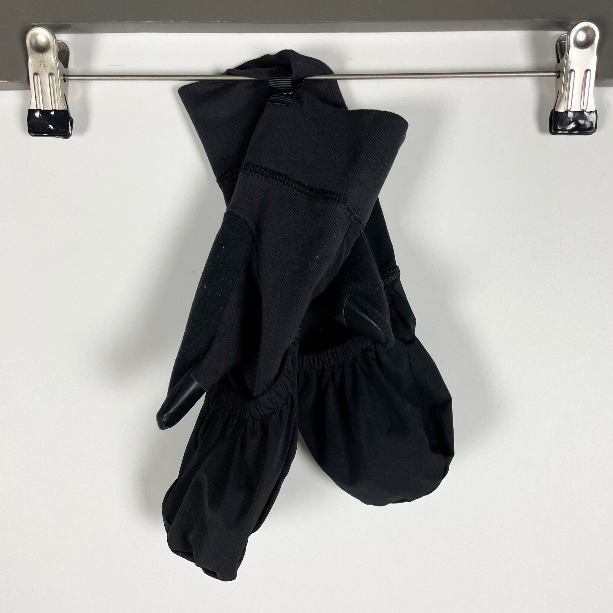 Lululemon Women's Run Fast Convertible Glove Mittens Black Reflective