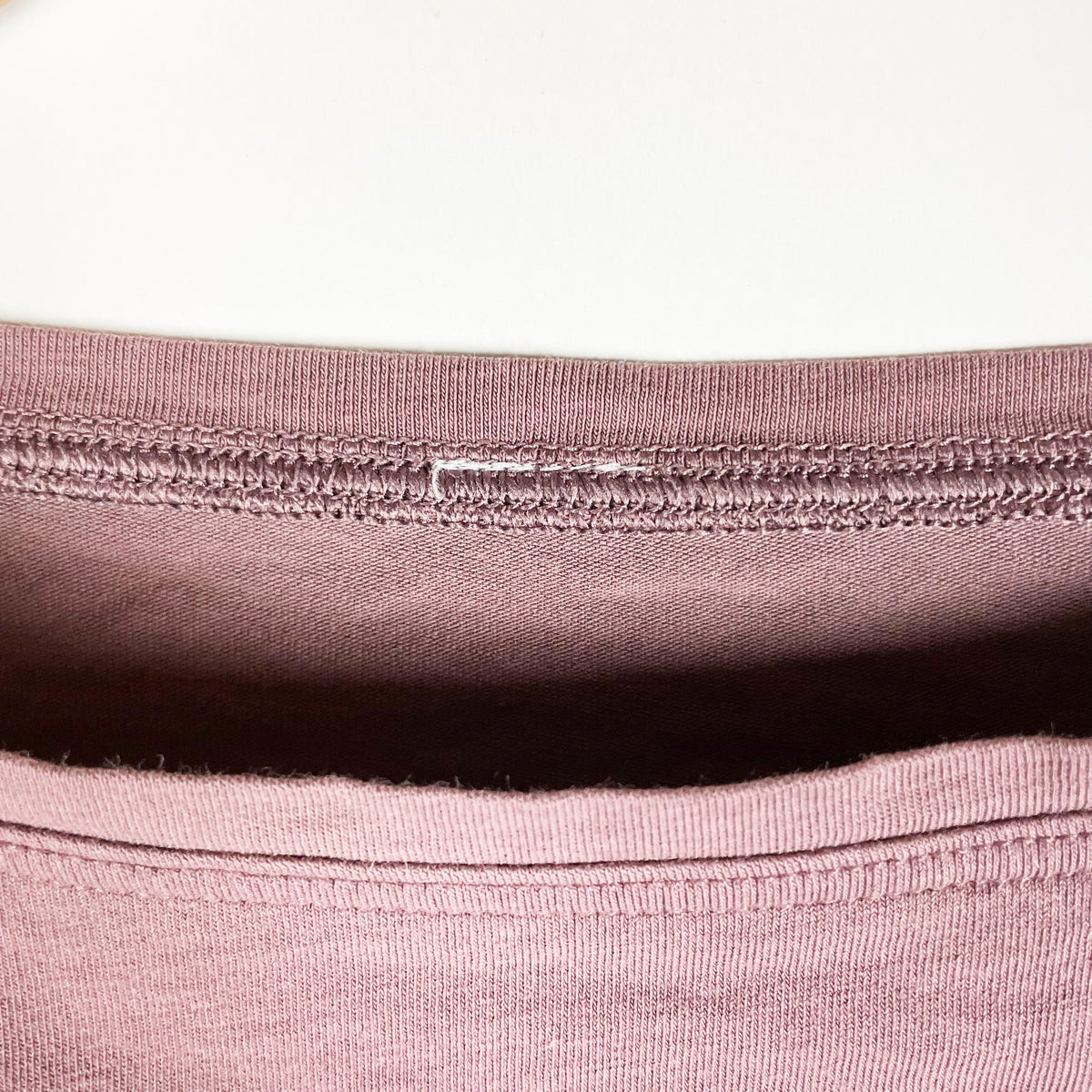 Lululemon Women's Back In Action Crew Neck Long Sleeve Tee Shirt Antique Bark M