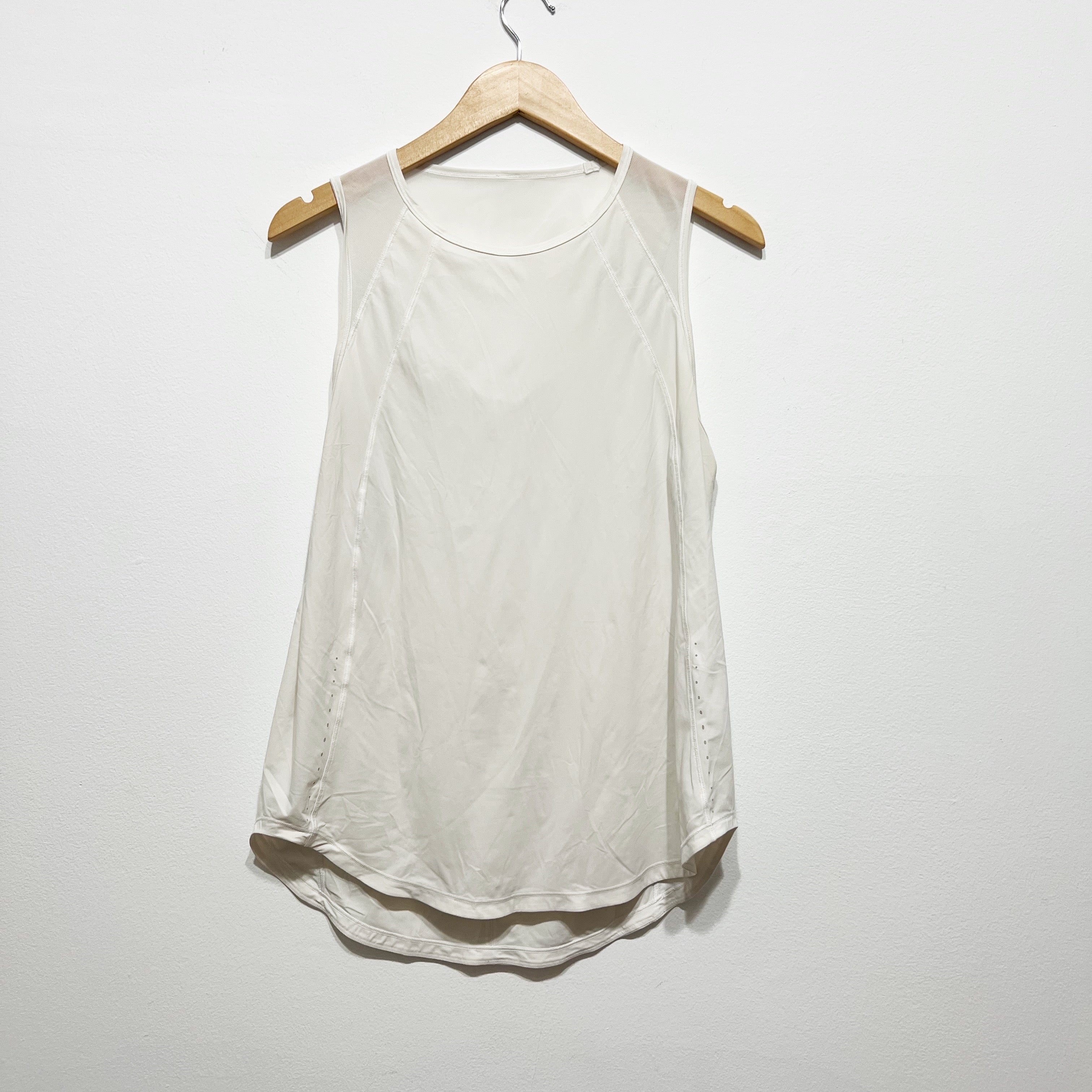 Lululemon Women's Sculpt Mesh Cut Out Reflective Work Out Tank Top White Medium