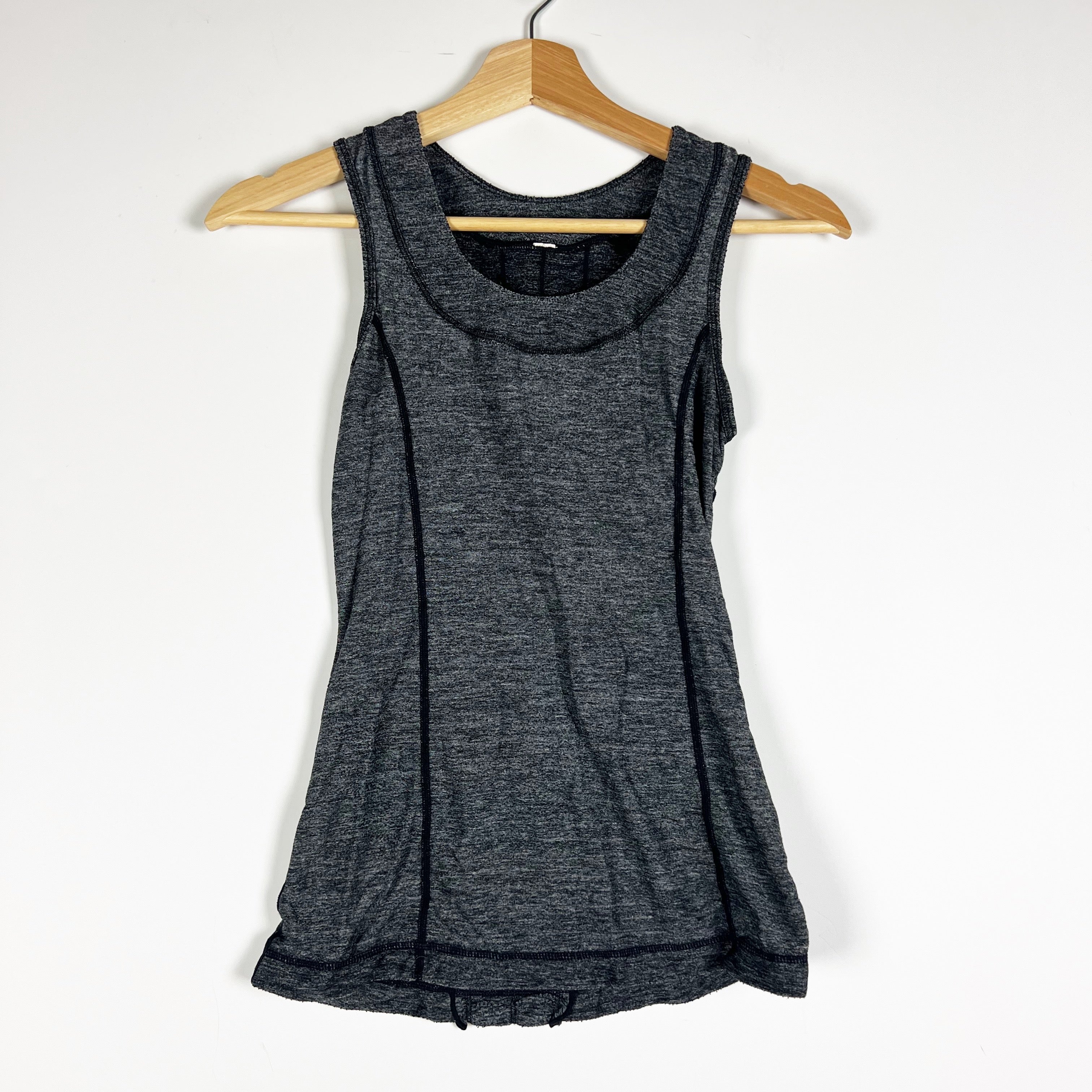 Lululemon Women's Run Free Dash Ruffle Tank Top Heathered Black Swan 2