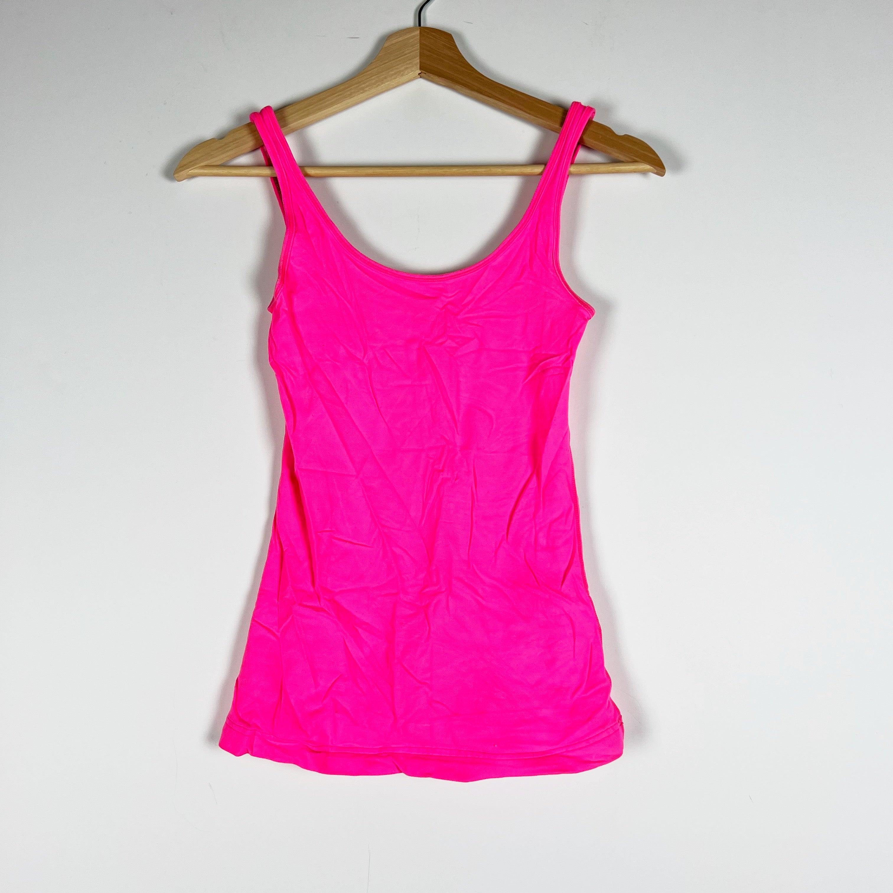 Lululemon Women's Scoop Neck Sleeveless Athletic Work Out Tank Top Neon Pink XS