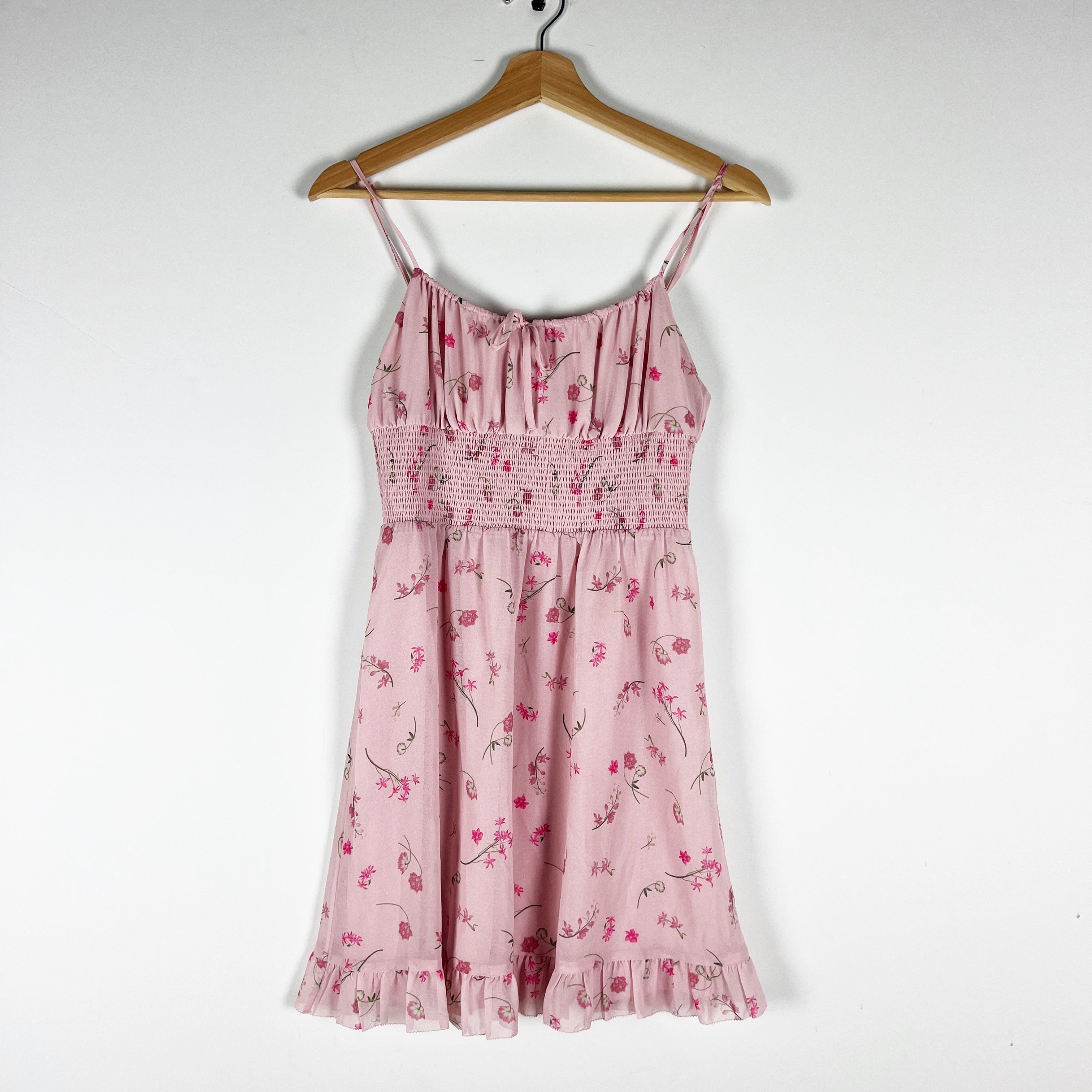 Wilfred Aritzia Genoa Chiffon Smocked Bodice Spring Medley Pink Floral Dress S