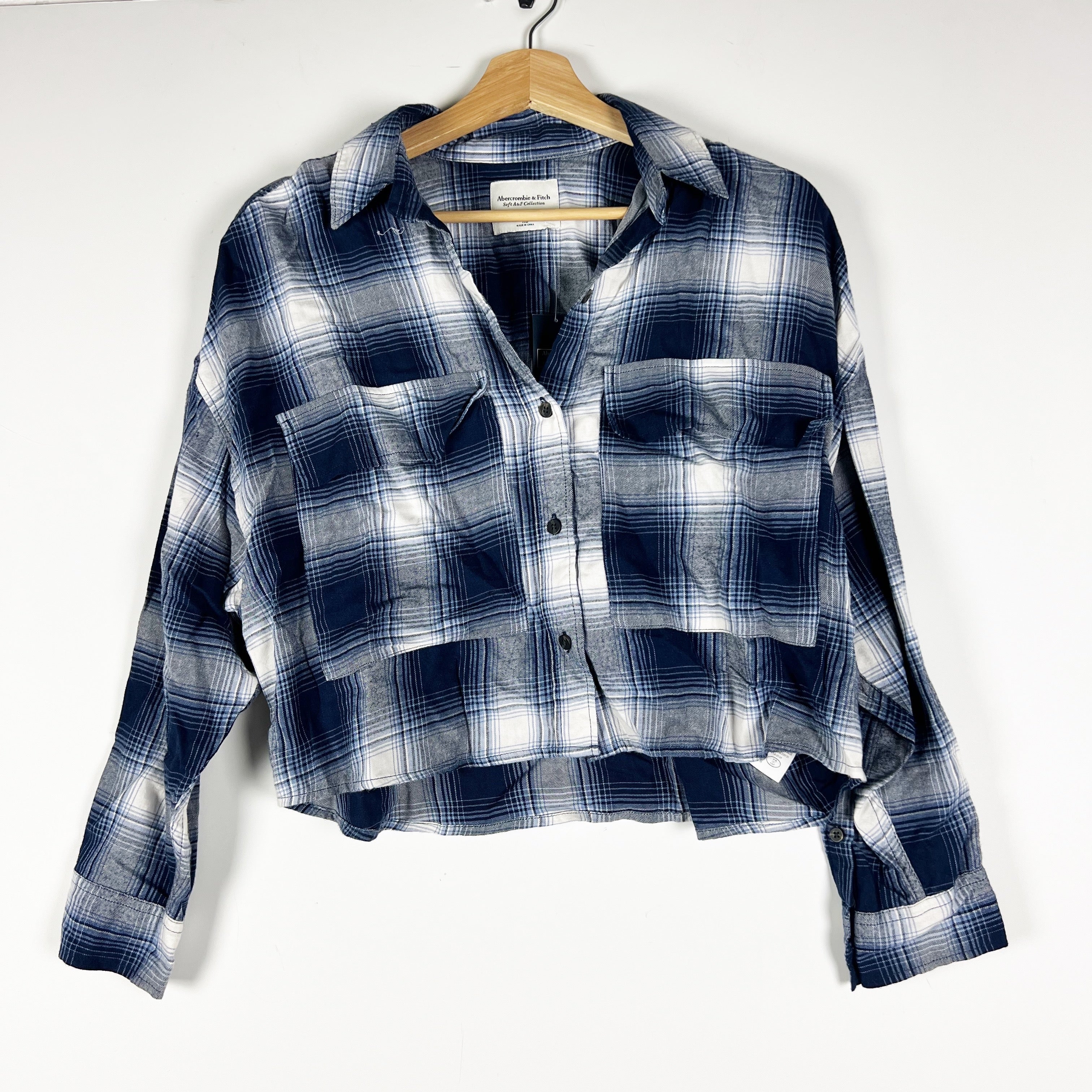 NEW Abercrombie & Fitch Women's Soft A&amp;F Collection Cropped Button Down Blouse