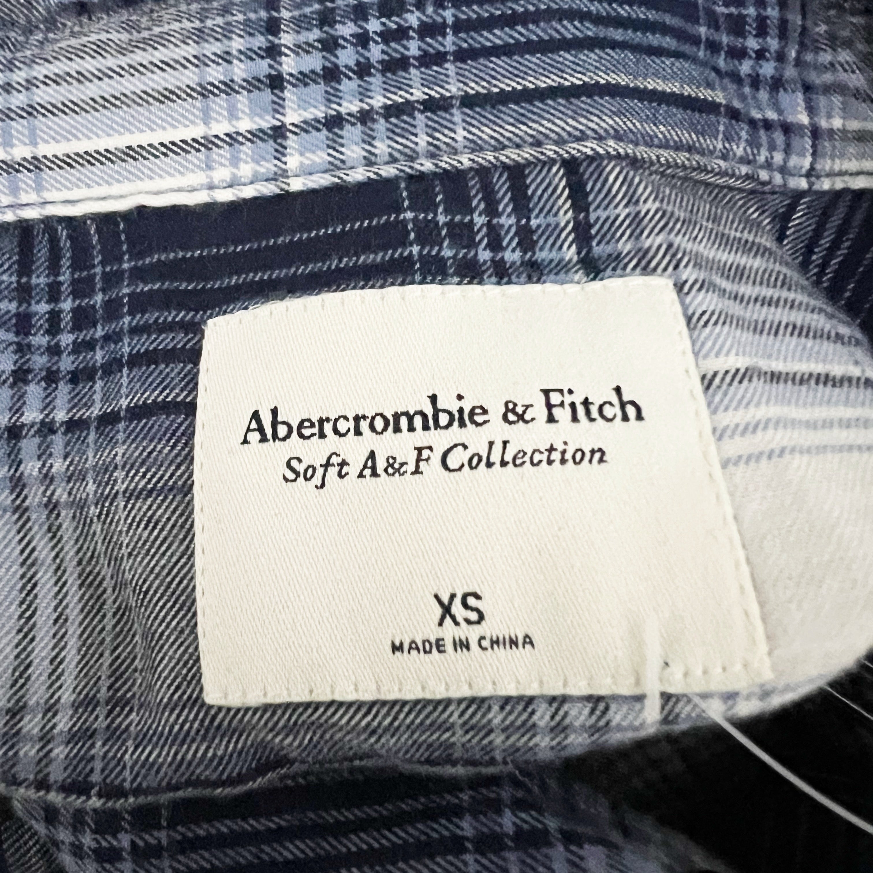 NEW Abercrombie & Fitch Women's Soft A&amp;F Collection Cropped Button Down Blouse
