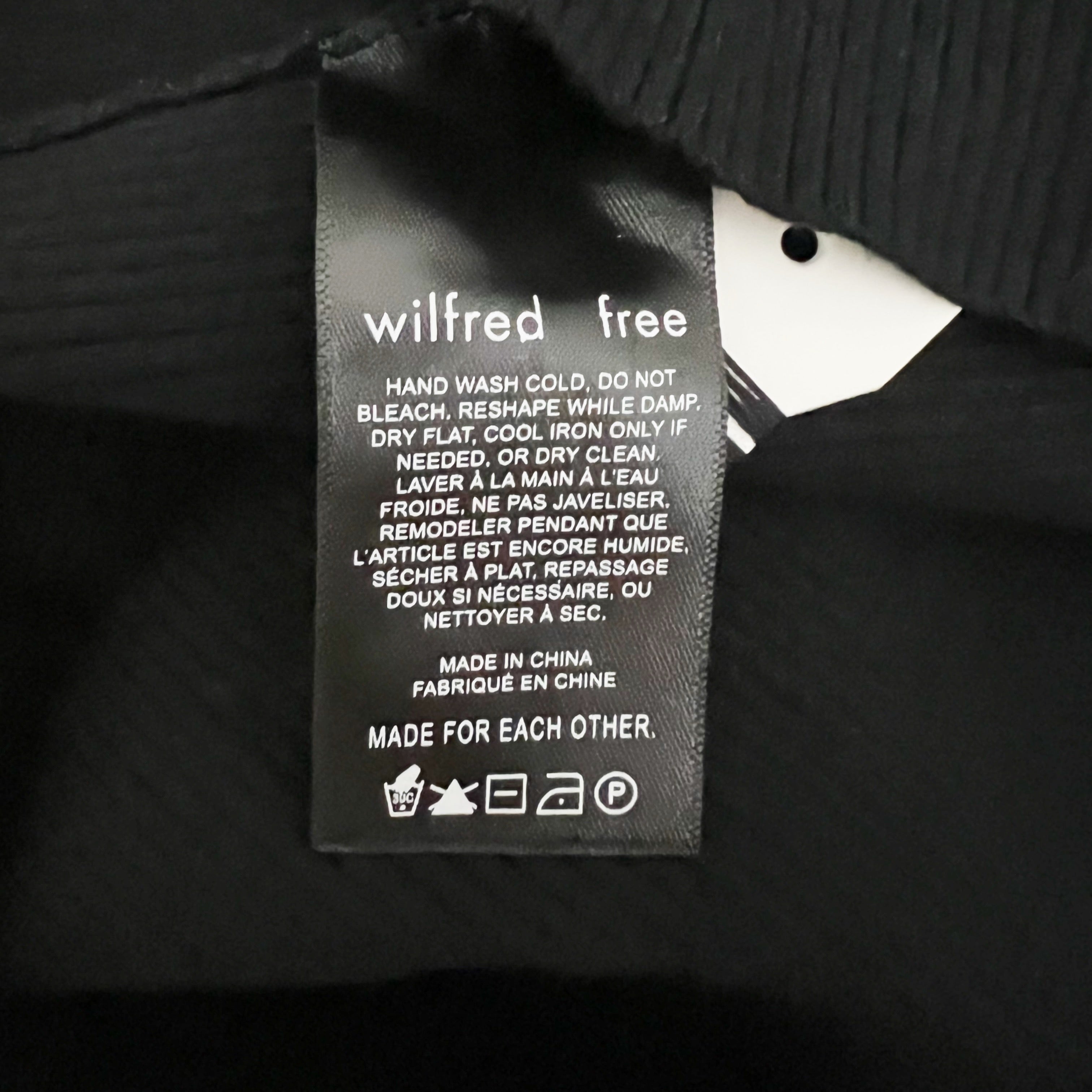 NEW Wilfred Aritzia Cut Out Ribbed Knit Scoop Neck Tank Mini Sweater Dress Black