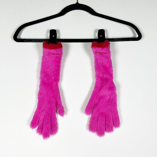 Jacquemus Fuzzy Knit Stretch Pink Red Colorblock Logo Pull On Finger Gloves