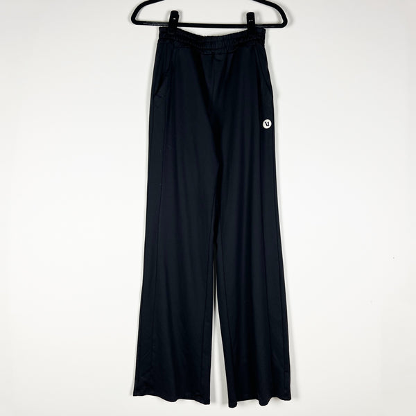 Vuori Women's Curtsied Track Straight Leg Athletic Work Out Lounge Pants Black S