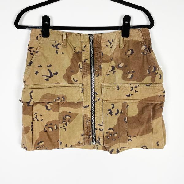 Re/Done Upcycled Cotton Cargo Army Pattern Front Zip Mini Skirt Desert Camo S