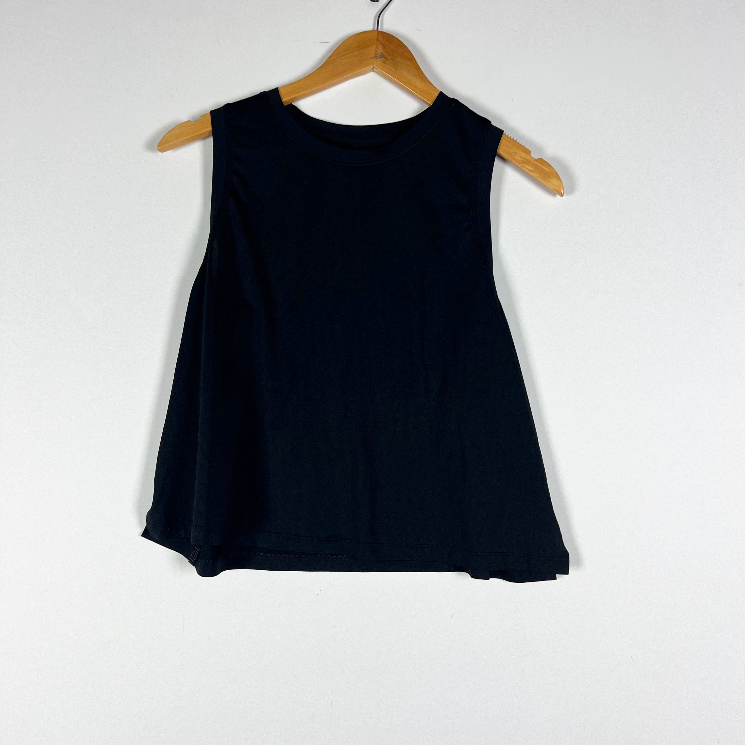 Lululemon Women's Lightweight Crew Neck Sleeveless Tank Top Solid Black M