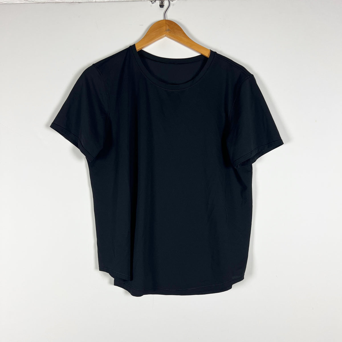 Lululemon Women's High Neck Running And Training Short Sleeve Tee Shirt Black M